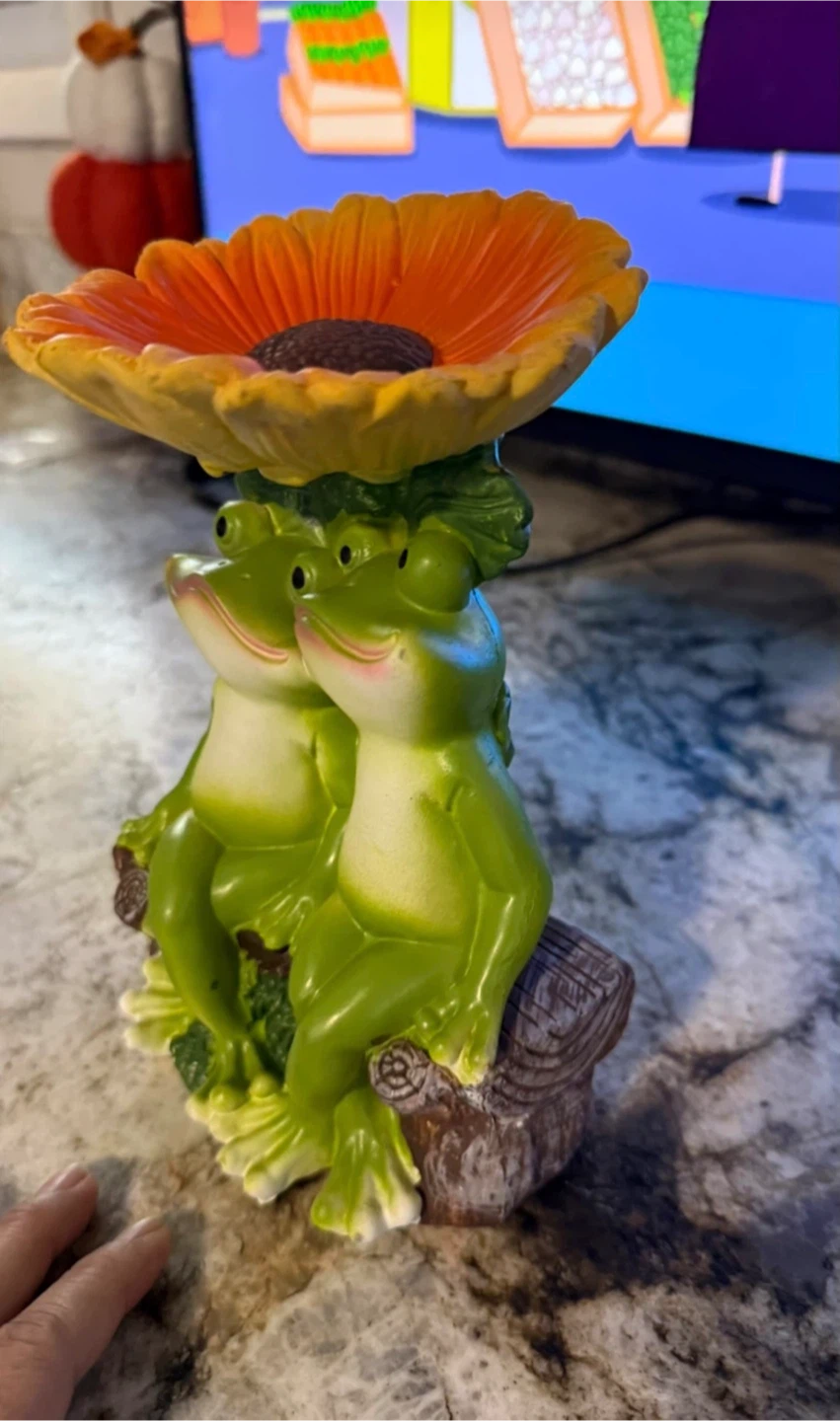 New Frog Couple Flower Trinket Dish Figurine - photo 2