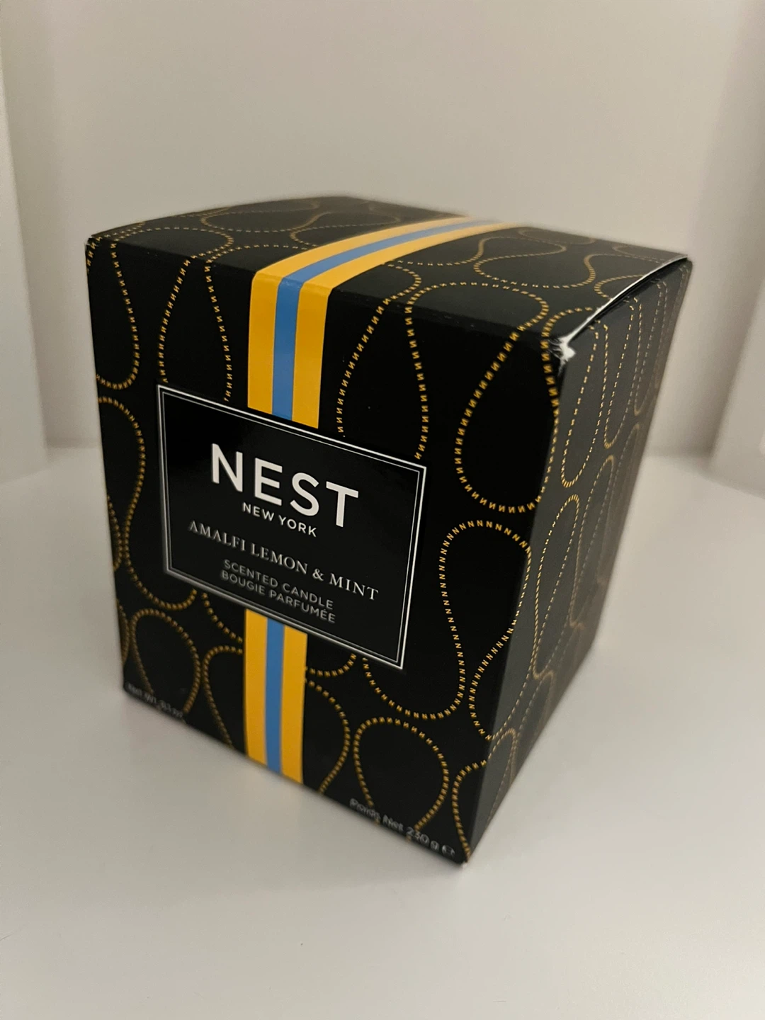 NEST New York Amalfi Lemon & Mint Scented Candle