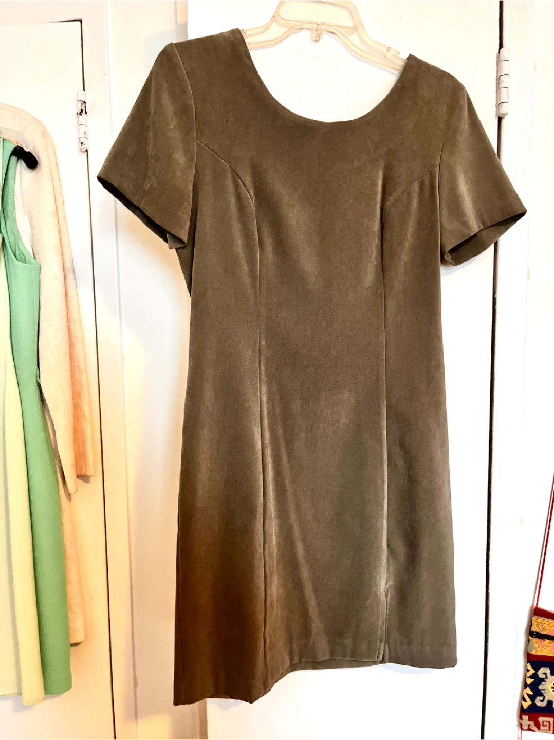 Reitmans Olive Green Short Sleeve Dress - Size 5 - photo 4