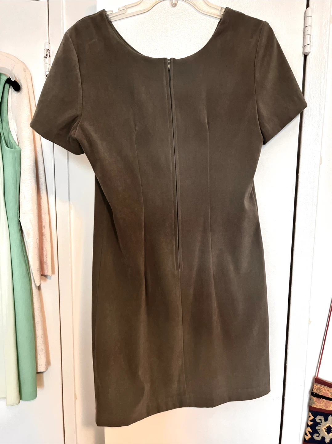 Reitmans Olive Green Short Sleeve Dress - Size 5 - photo 5