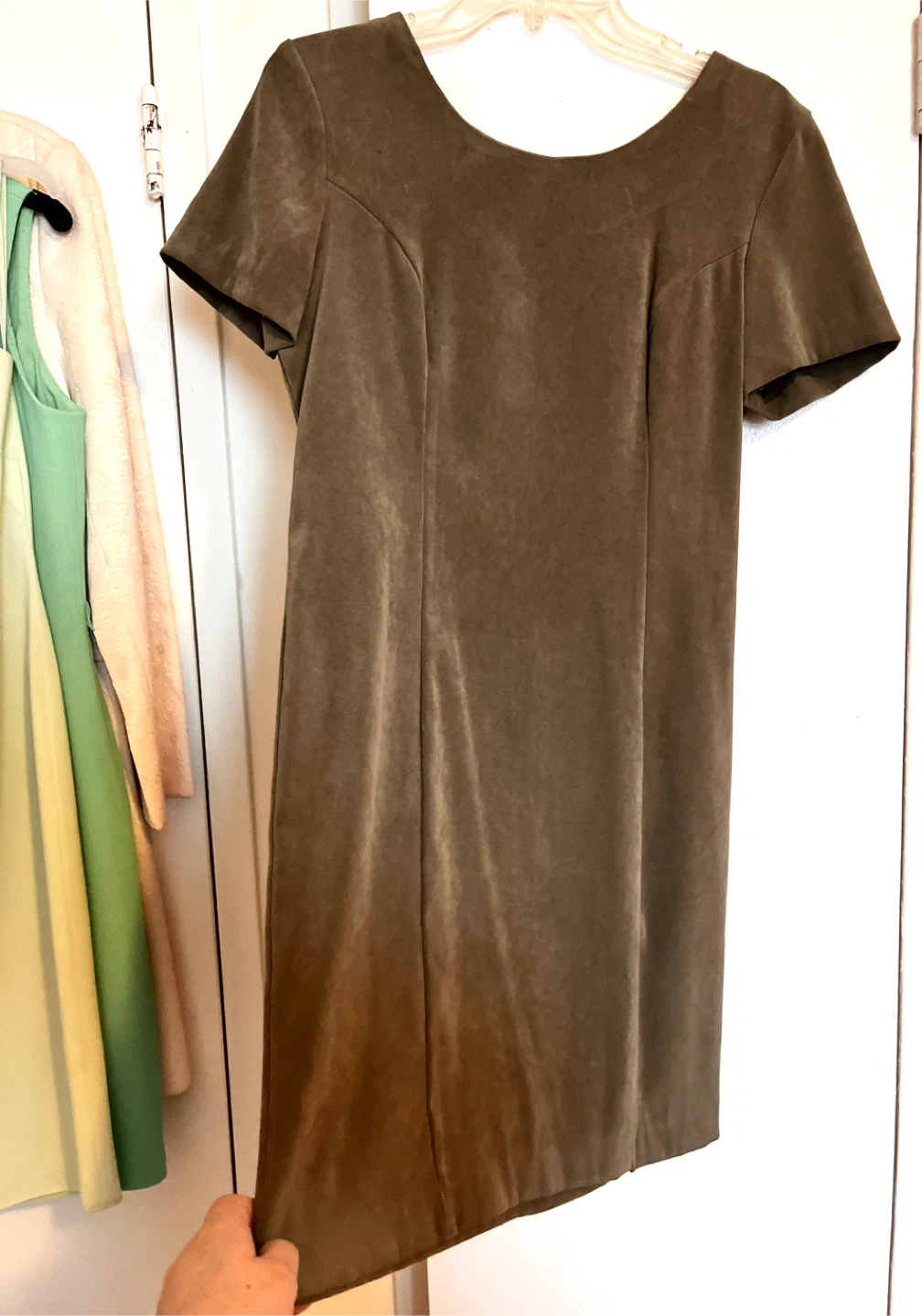 Reitmans Olive Green Short Sleeve Dress - Size 5