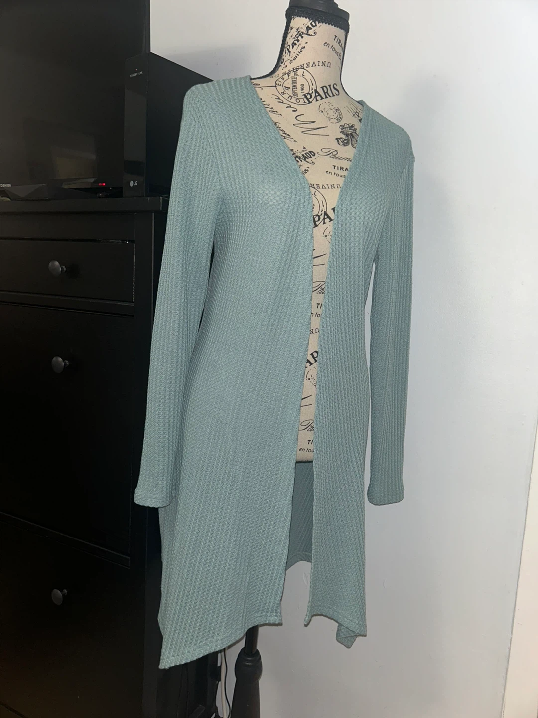 ZESICA Long Sleeve Cardigan - Size S
