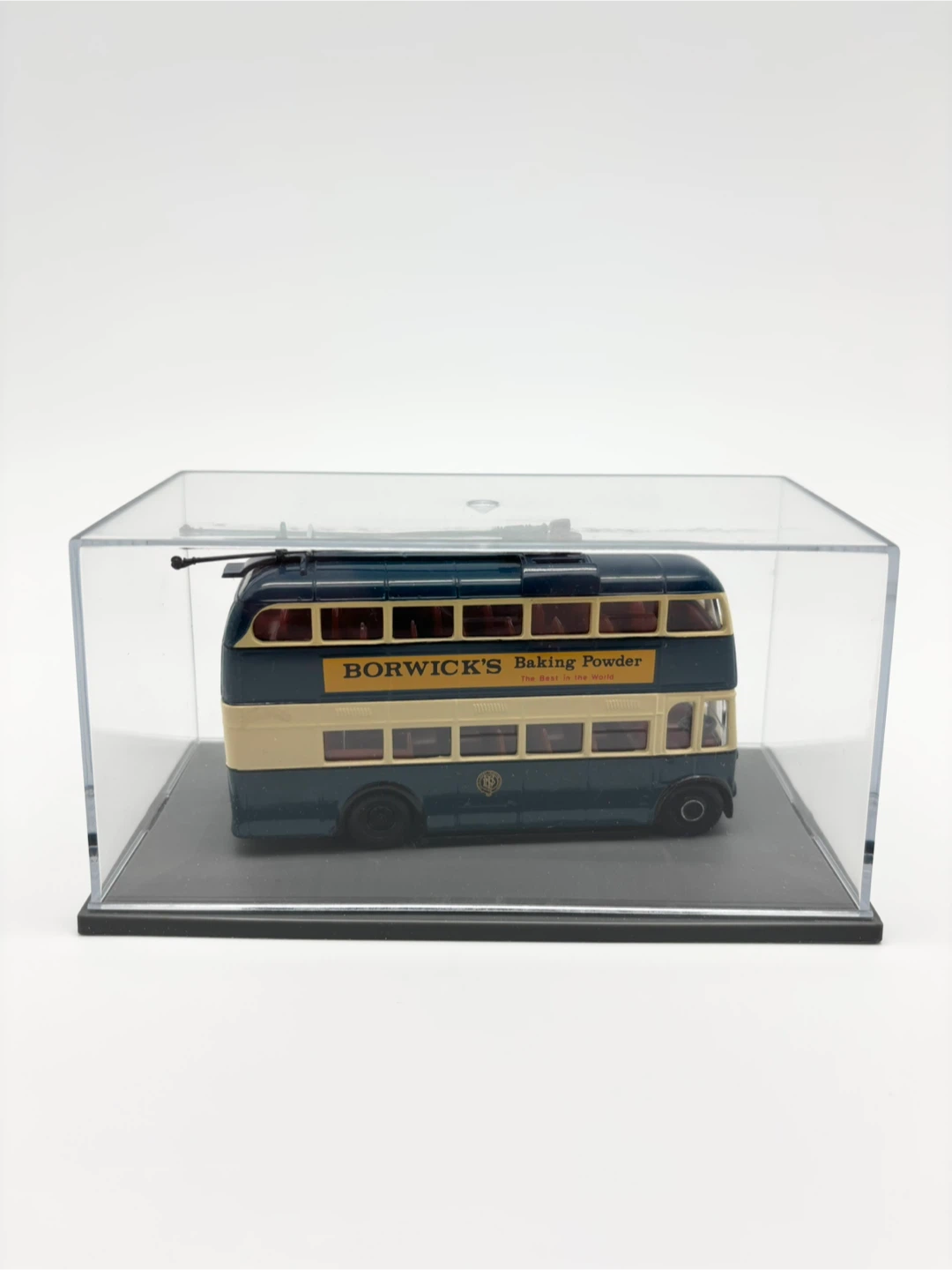 Corgi Trolleybus Notts & Derby 97811 Diecast Model Bus - photo 3