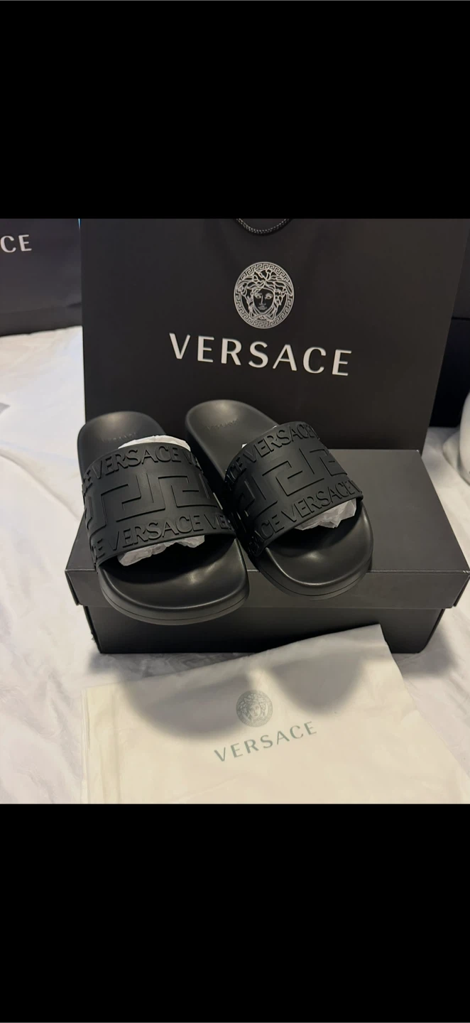 Versace Black Greca Slides – Size 6 Brand New ✅