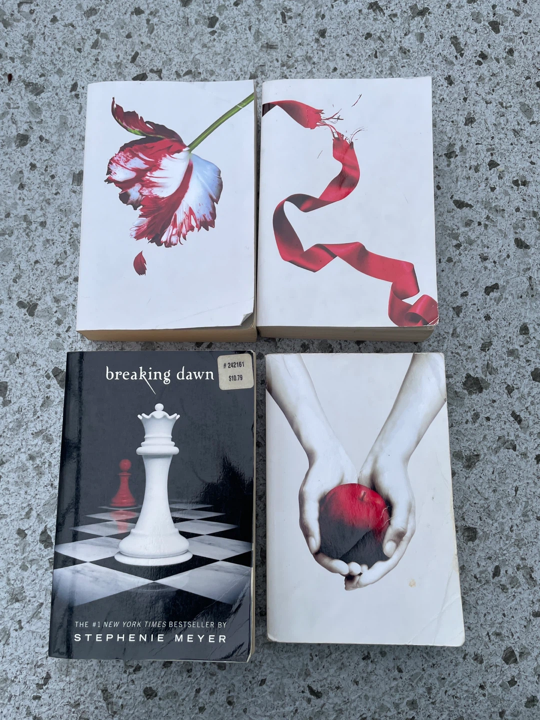 The Twilight Saga Book Series by Stephenie Meyer - photo 2