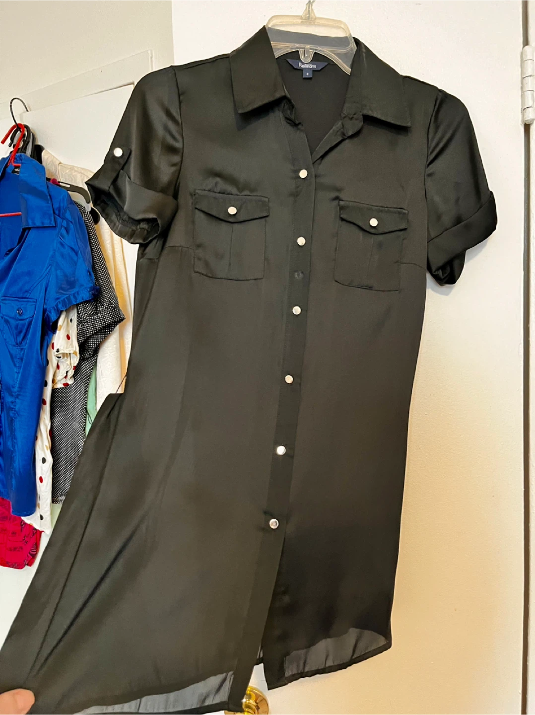 Reitmans Black buttoned shirt size 3 Small