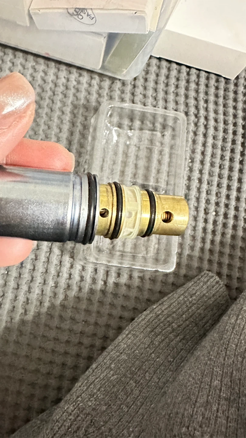 Car AC Expansion Valve - photo 2