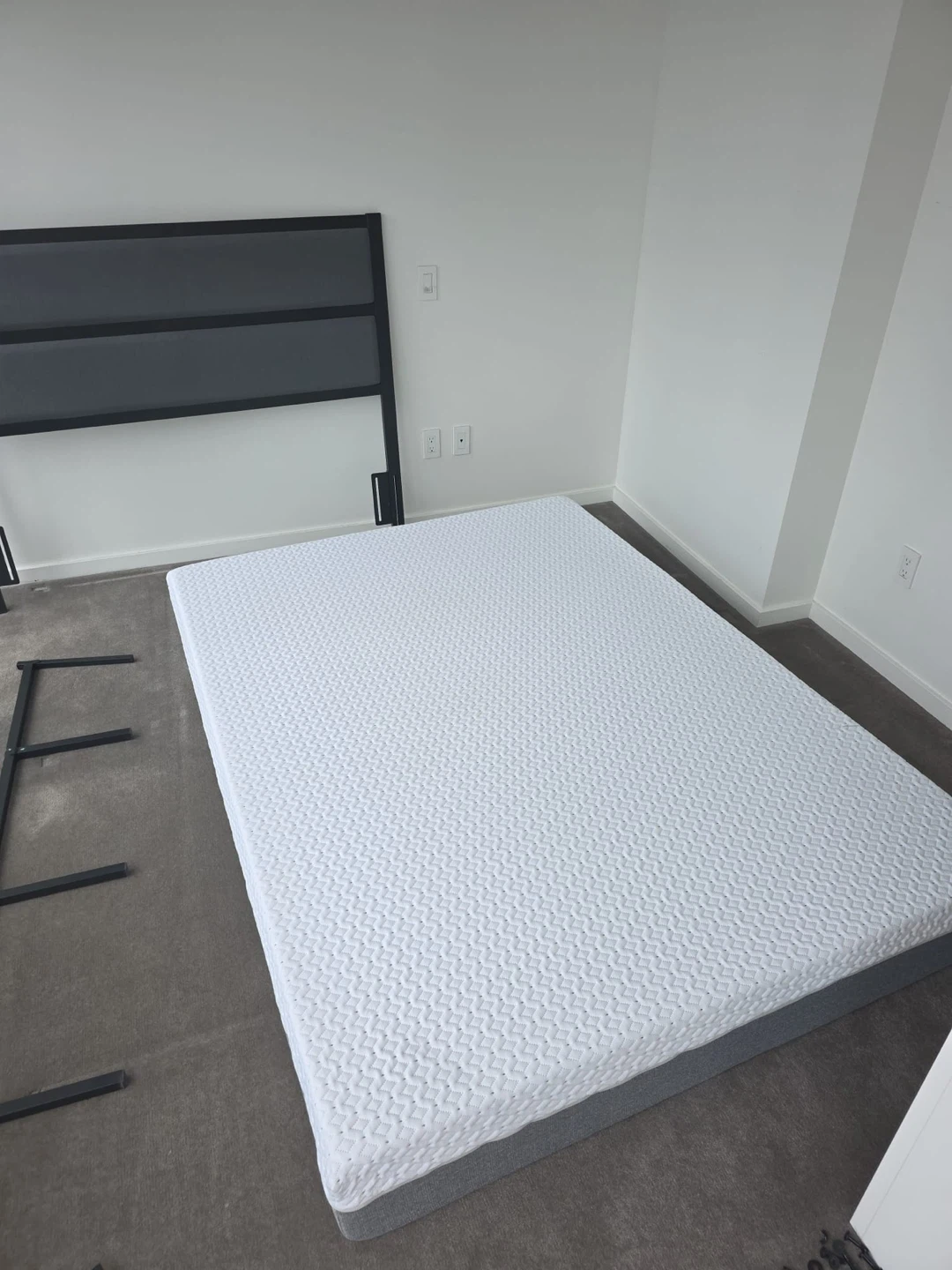 Endy Queen Memory Foam Mattress