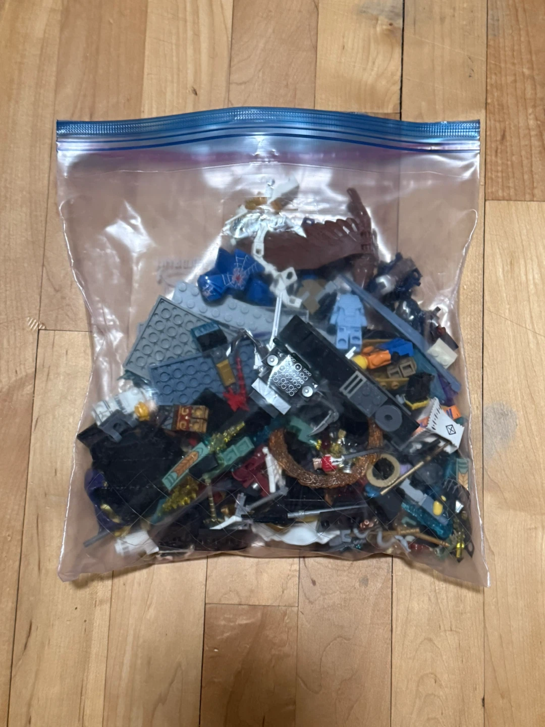 Lego weapons and mini figures - photo 2
