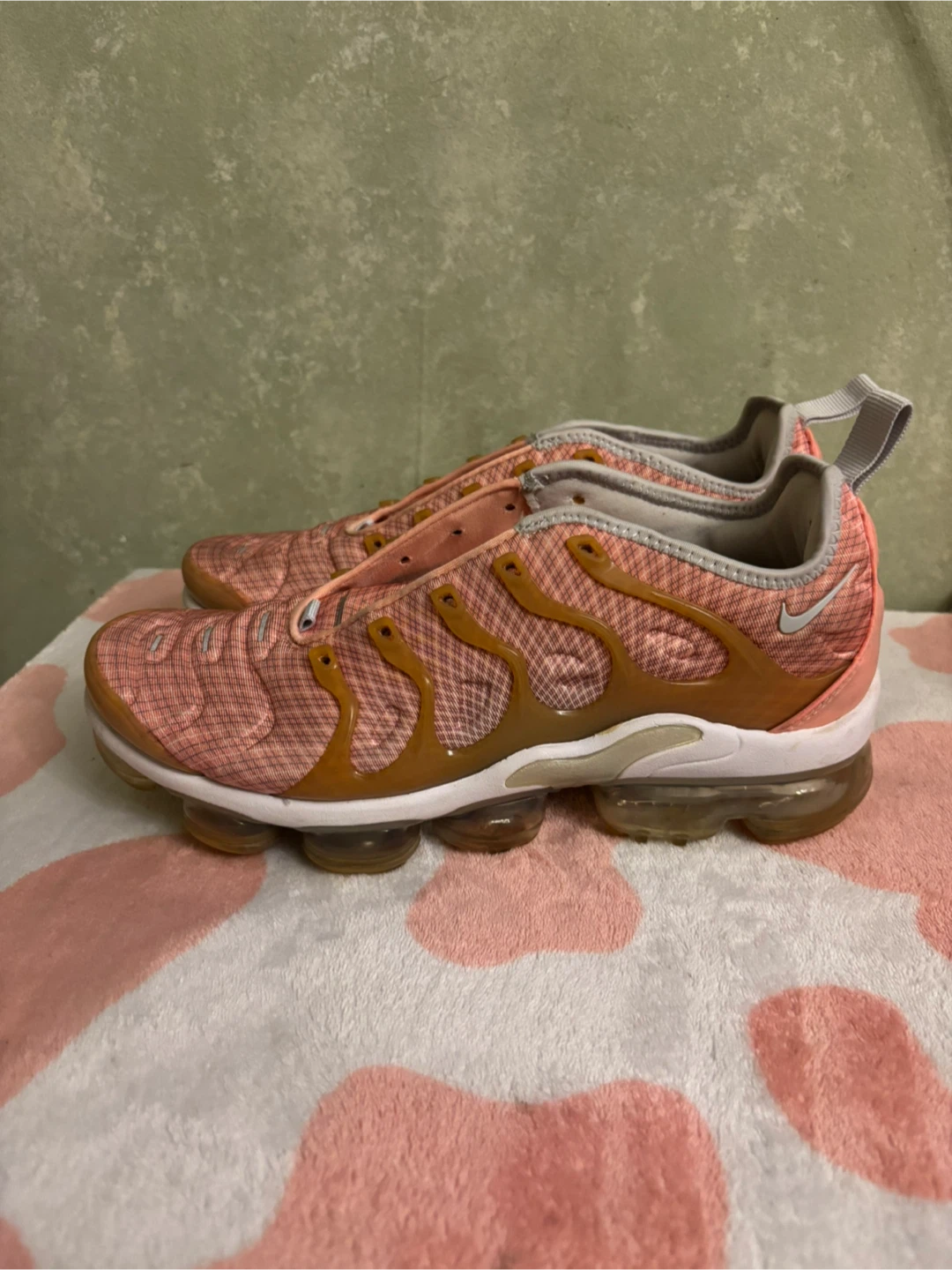 Nike Air VaporMax Plus Pink Tan Women's Shoes - photo 2