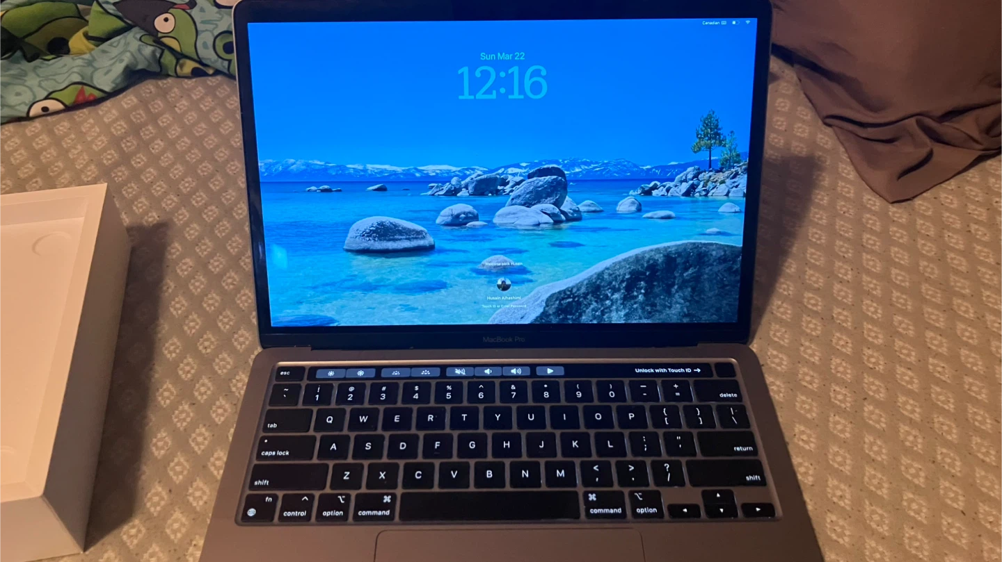 MacBook Pro M2 - photo 4