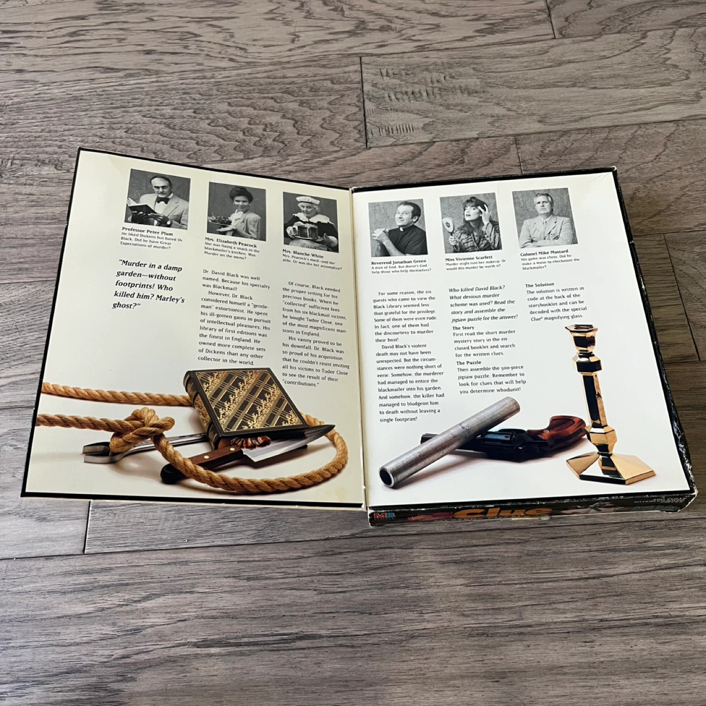 Vintage 90s Clue Mystery Puzzle: Death in the First Edition - photo 3