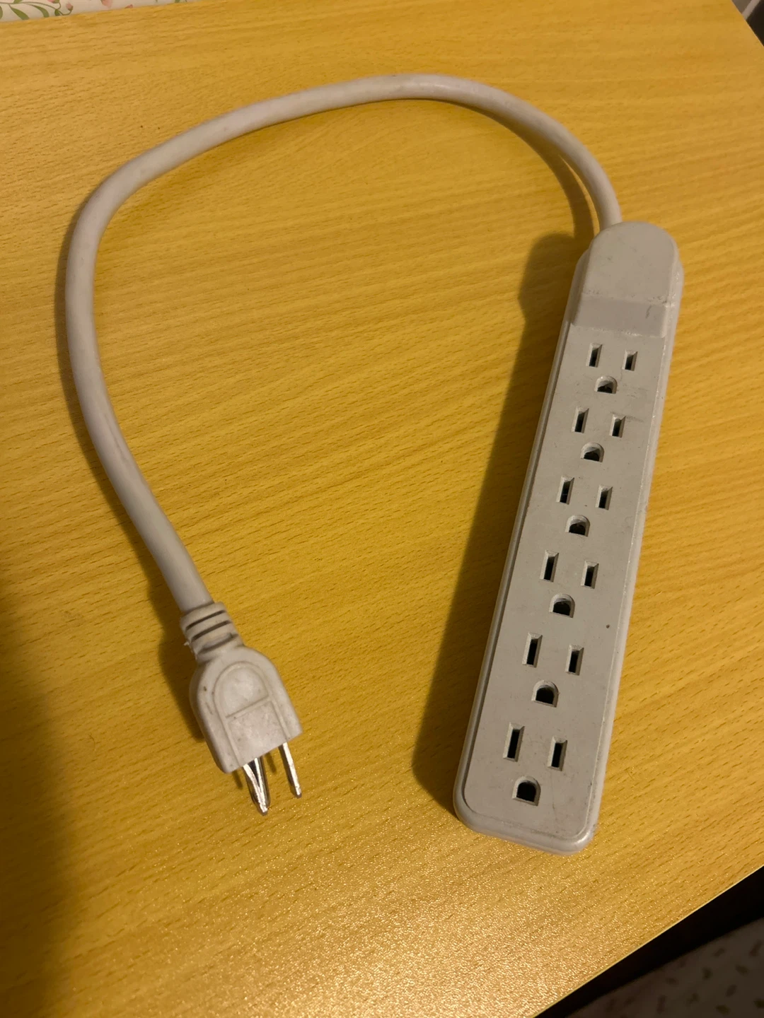 6-Outlet Power Strip Cord