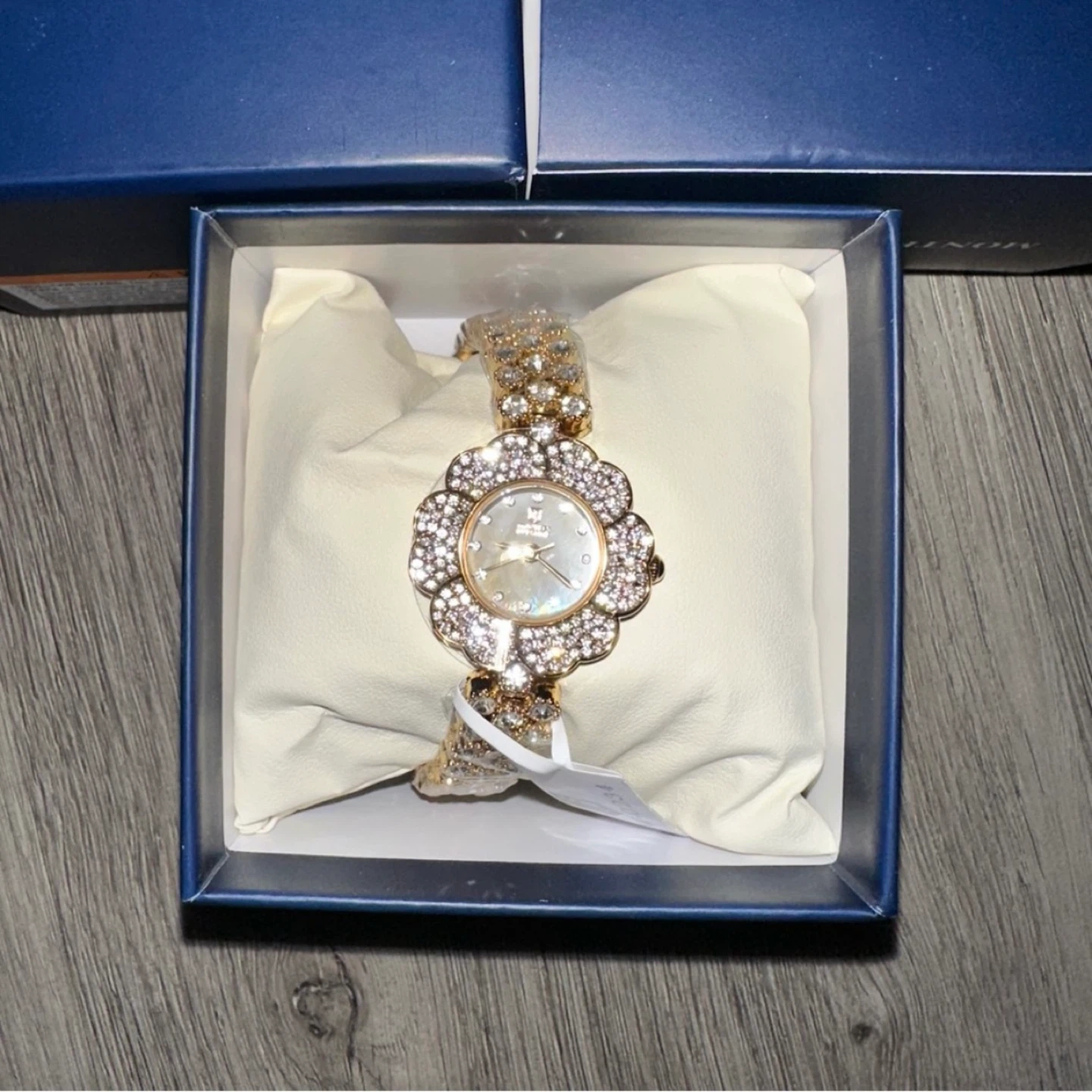 Montres Prestige X Invicta Women's Watch - 28mm, Gold - photo 2