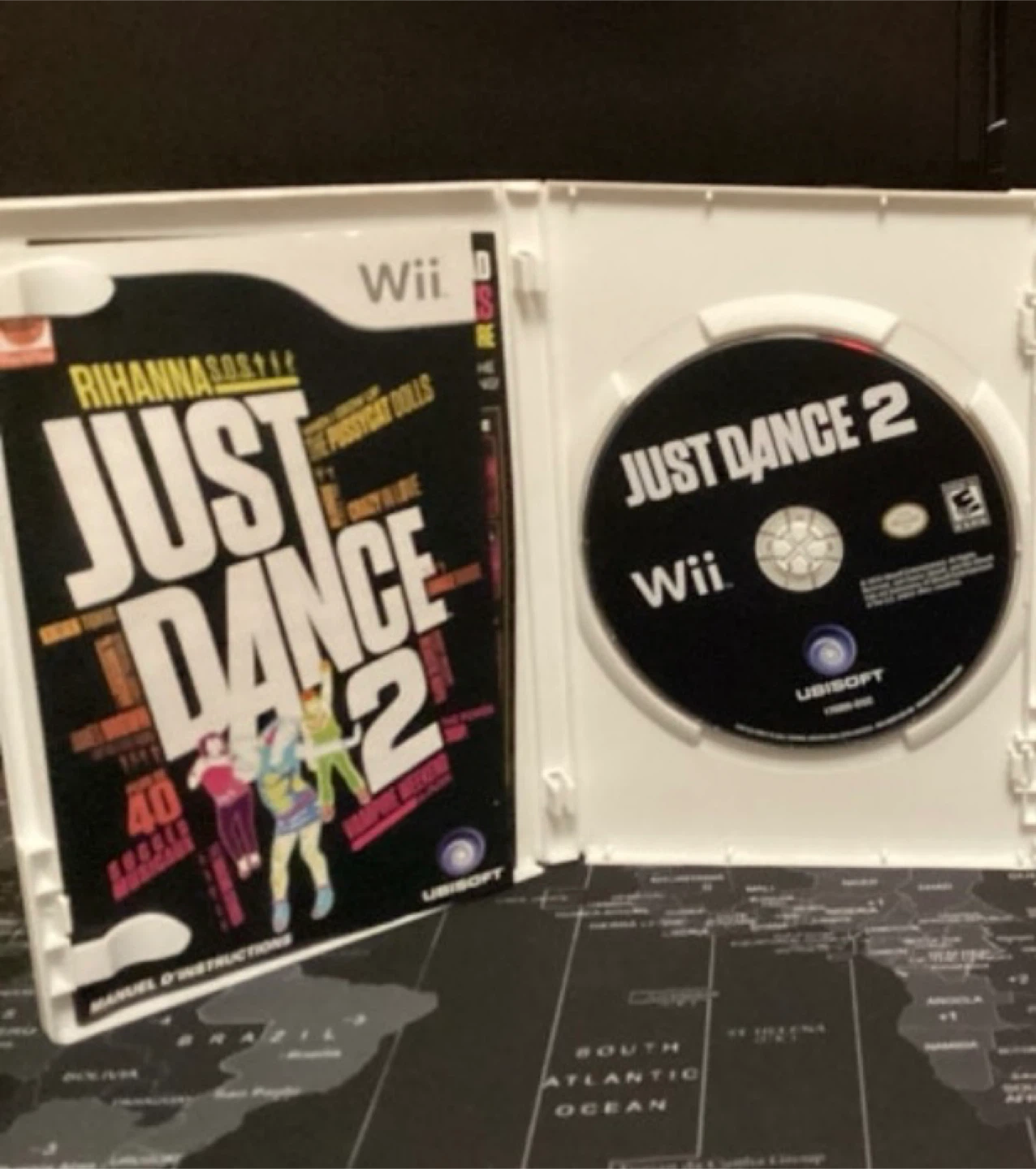 Just Dance 2 Nintendo Wii Game - photo 2