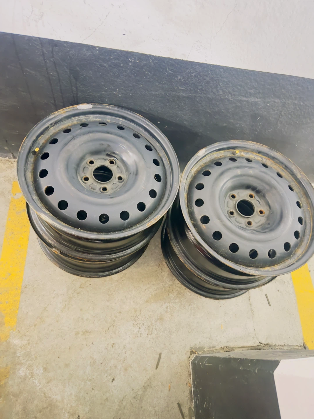 Set of 4 Steel Wheels 18
