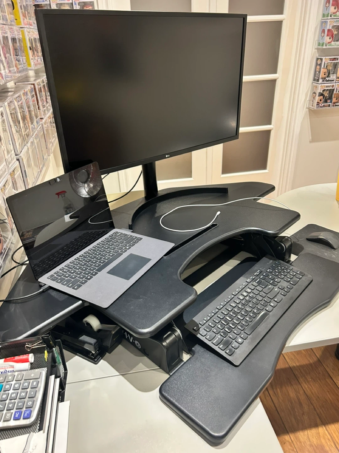 Electric Stand Up Desk - Like New