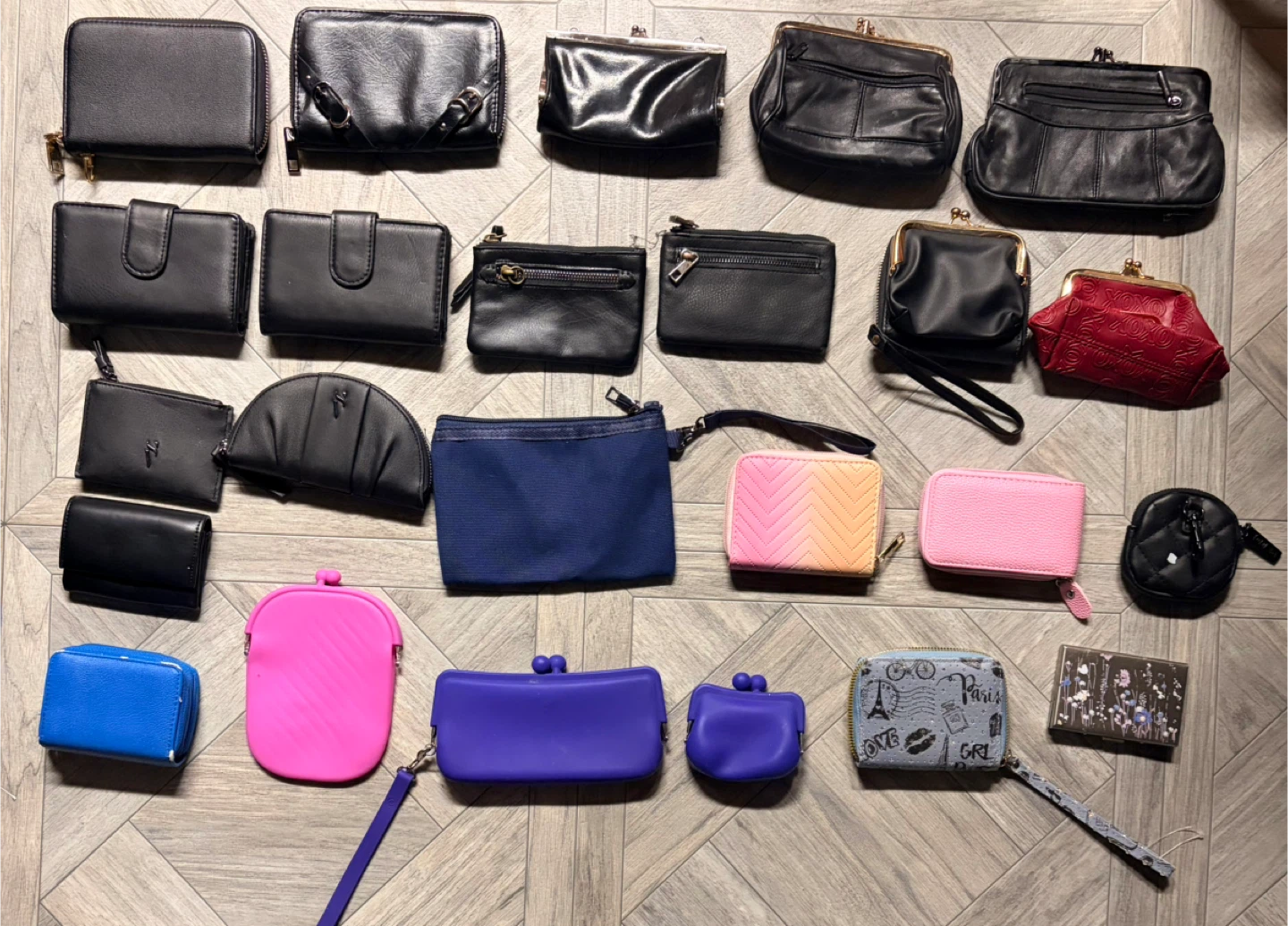 Assorted Women's Wallets, Coin Purses & Cases