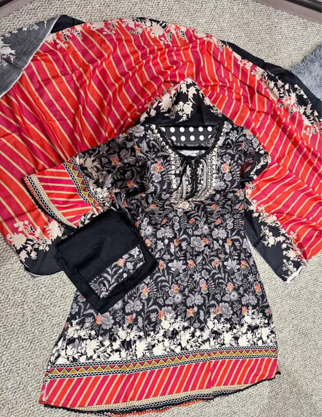 3-Piece Women's  Dress - Black Floral Print