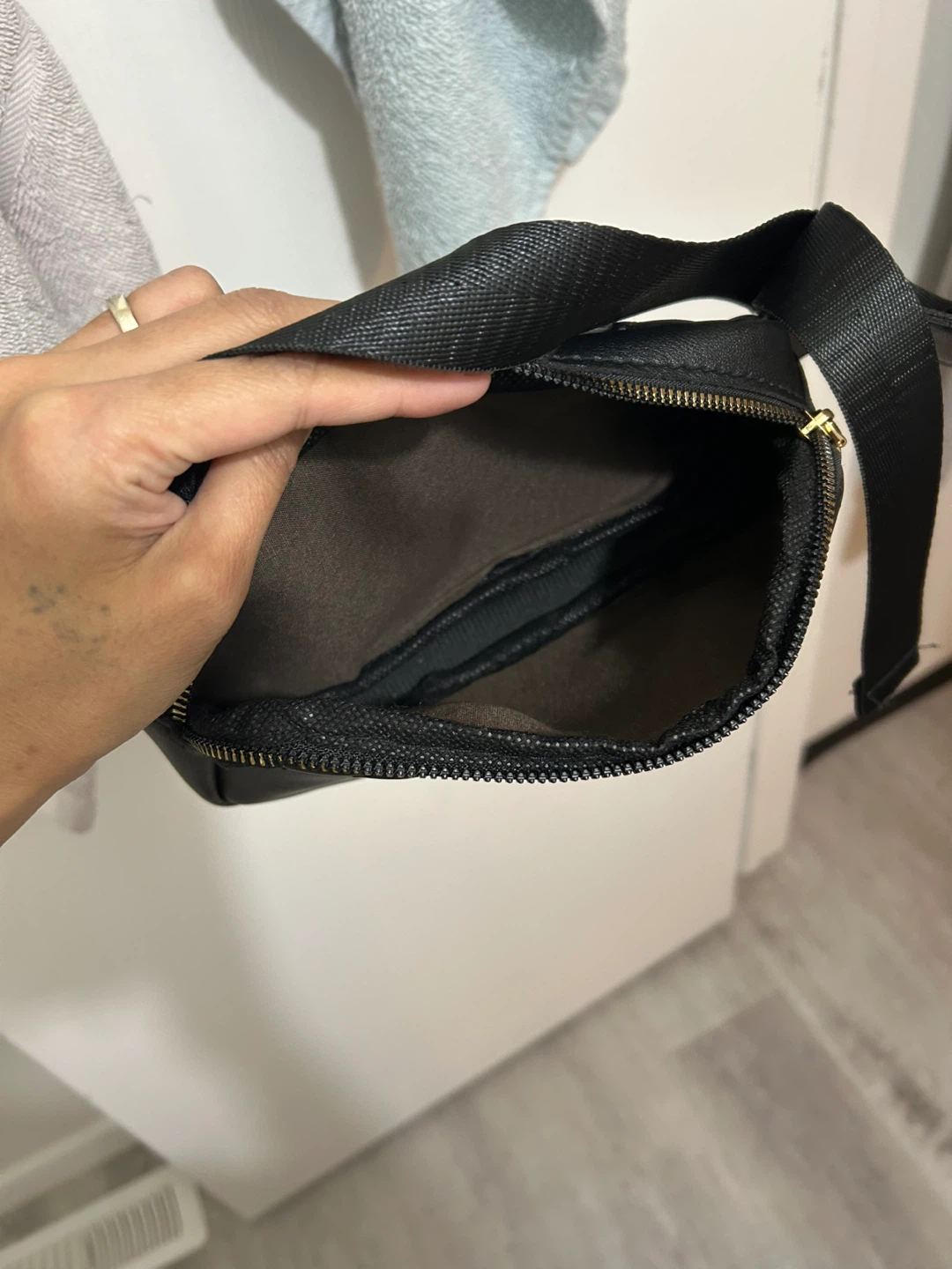 Black Quilted Fanny Pack / Crossbody Bag - photo 3