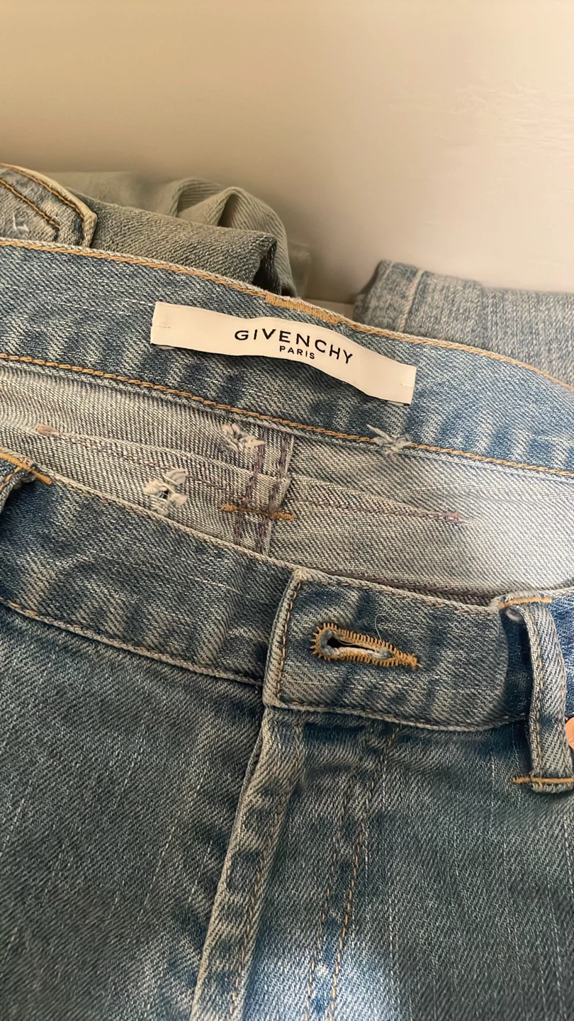 Givenchy Paris Distressed Denim Jeans - photo 3