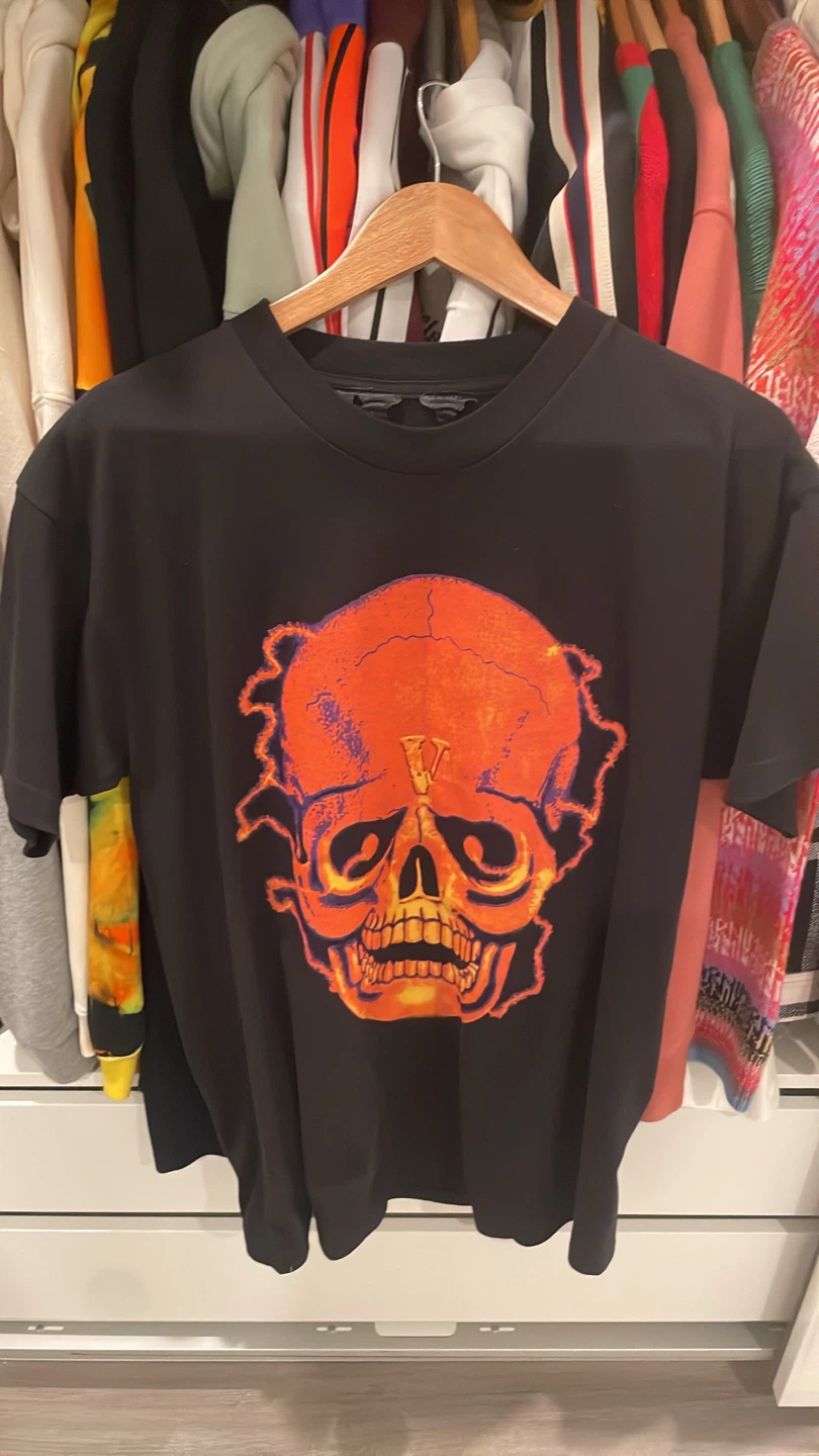 VLONE Black Skull Graphic T-Shirt - photo 2