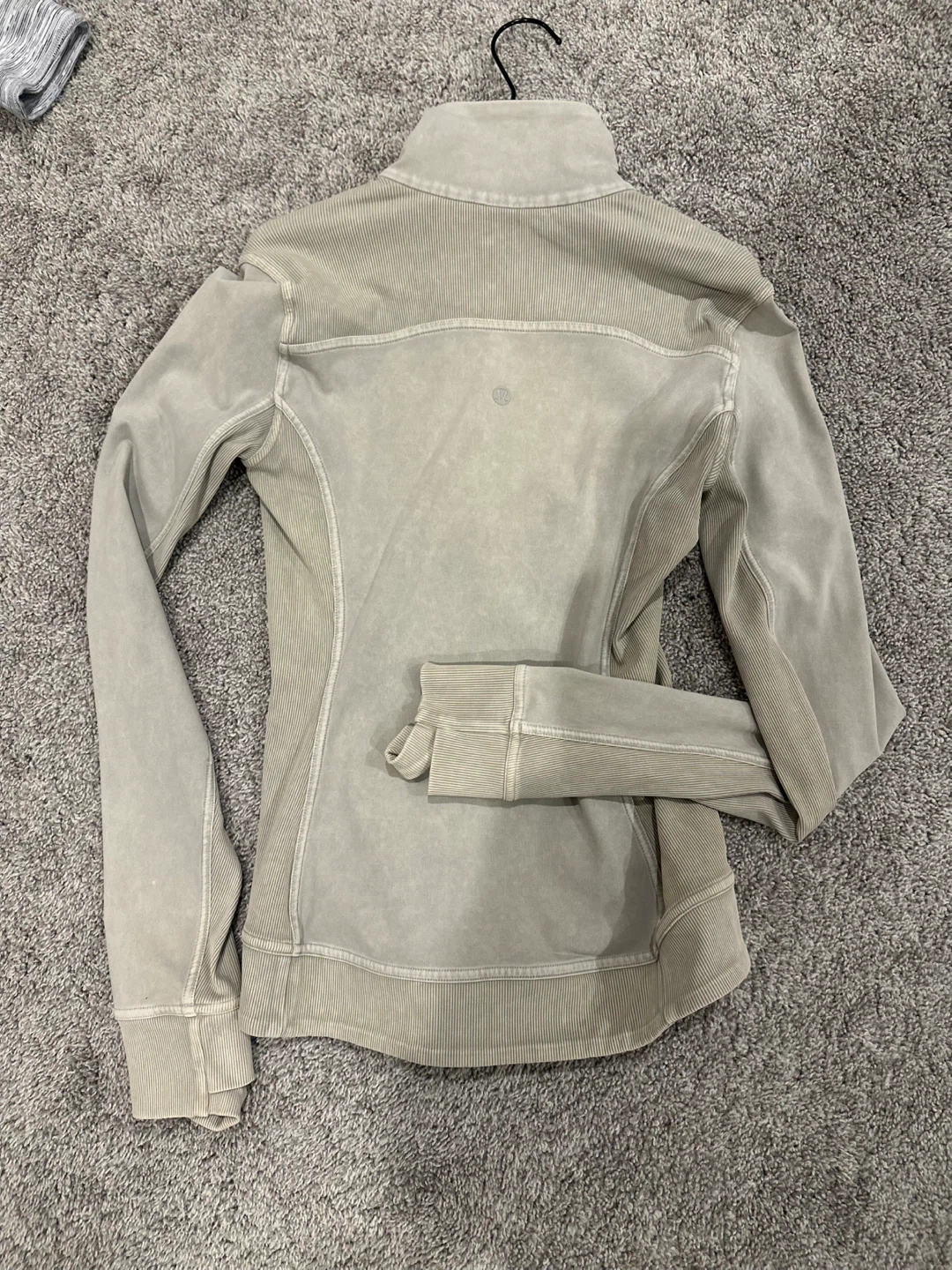 Lululemon Zip-Up Jacket Size 2 - photo 3