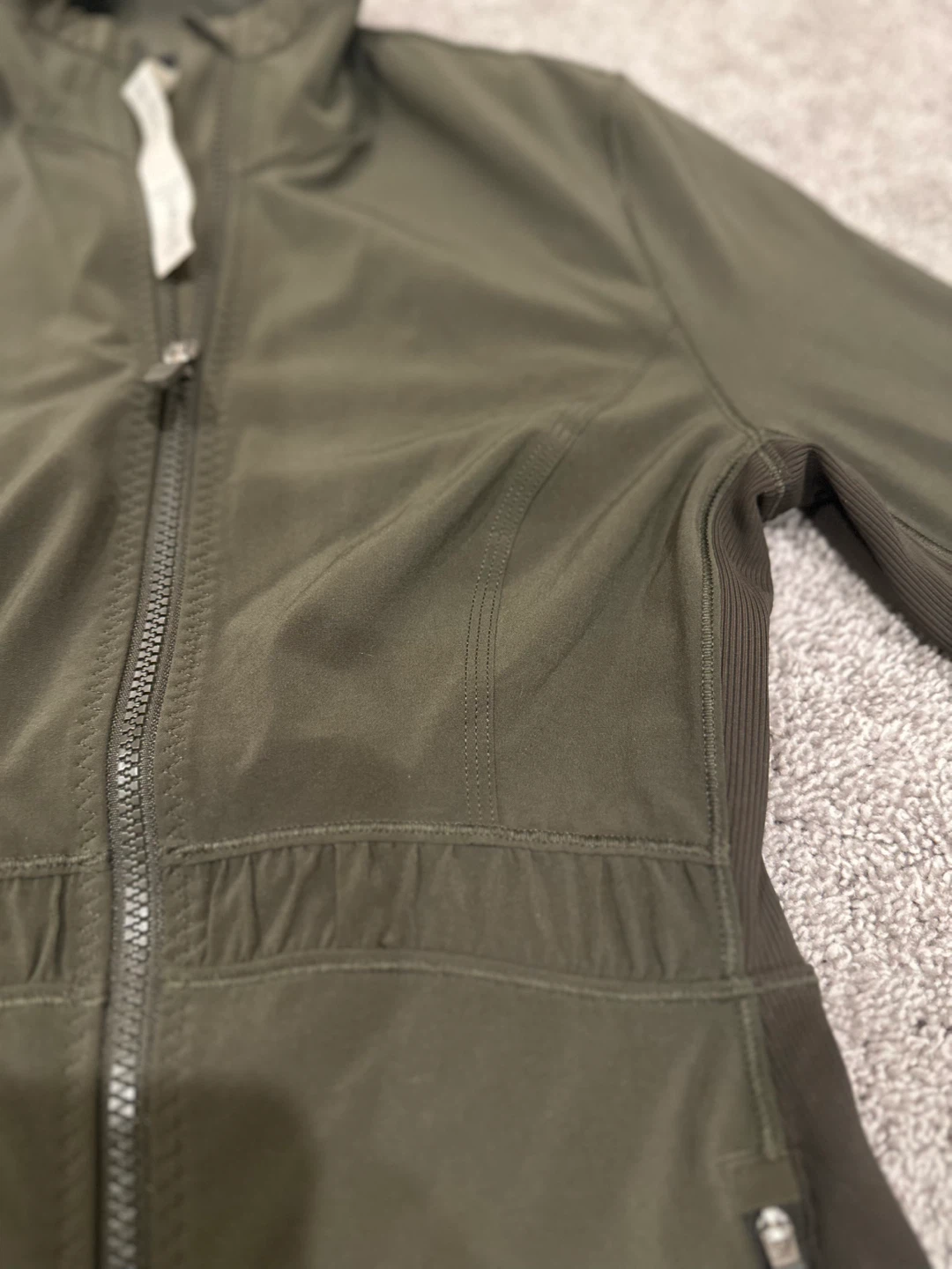 Lululemon olive Green Jacket Size 4 - photo 3