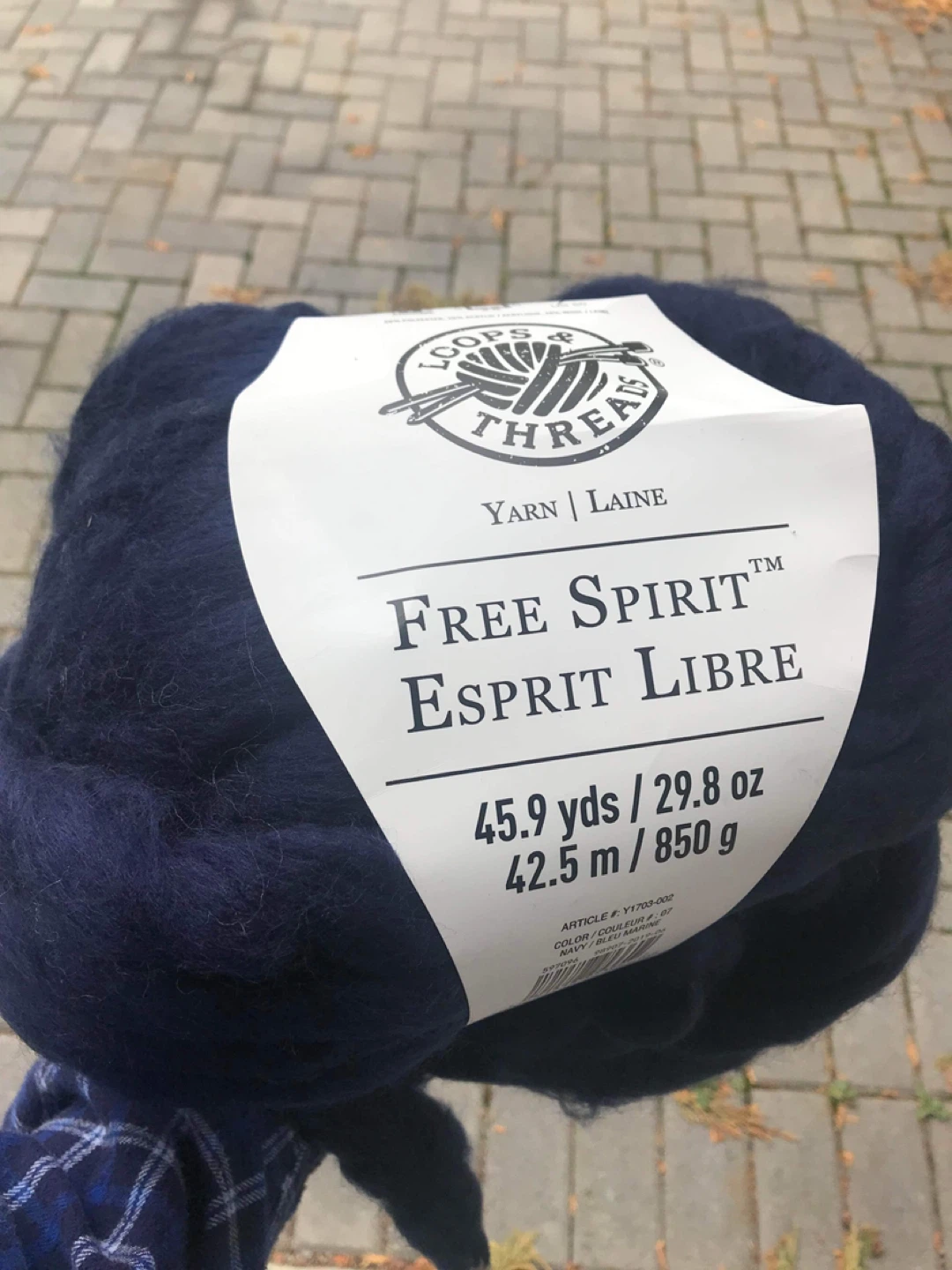 Loops & Threads Free Spirit Yarn | Navy and Grey x 6