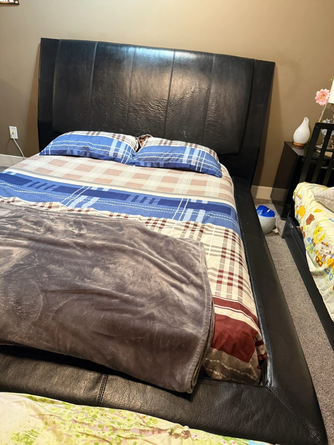 Bed - photo 2