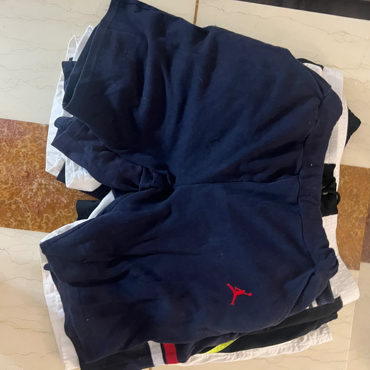 7 Men’s Shorts (M–XL, All Together)
