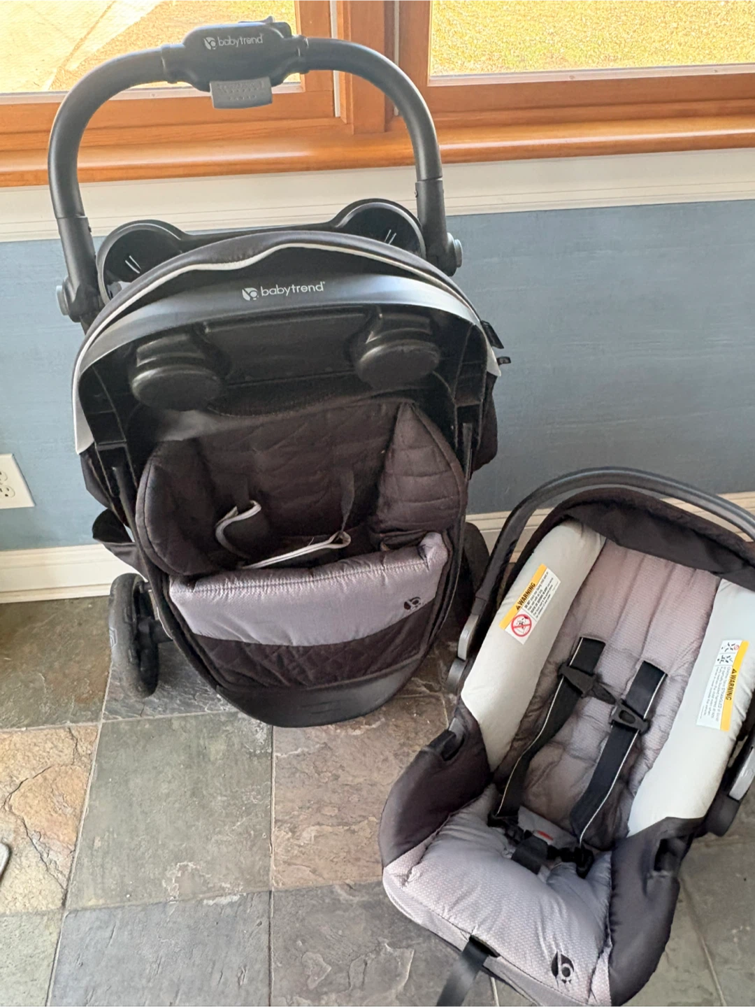 Baby Trend EZ Ride PLUS Travel System w EZ-Lift Infant Car Seat - photo 2