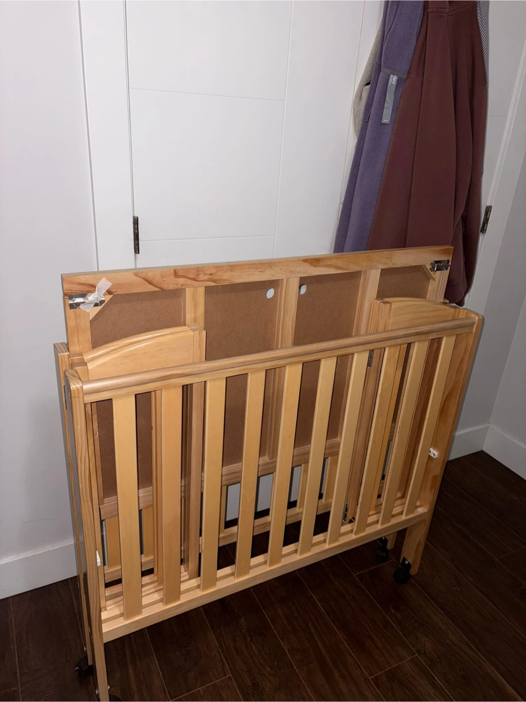 Wooden Baby Crib with Mattress - photo 4