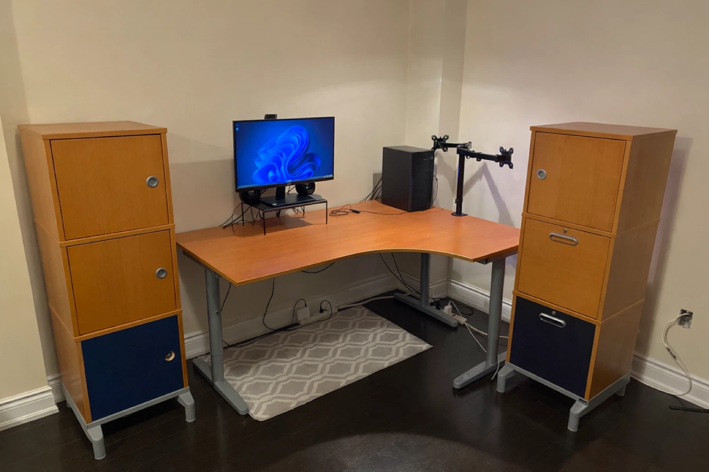 IKEA Furniture “EFFEKTIV” (Discontinued) 🥕