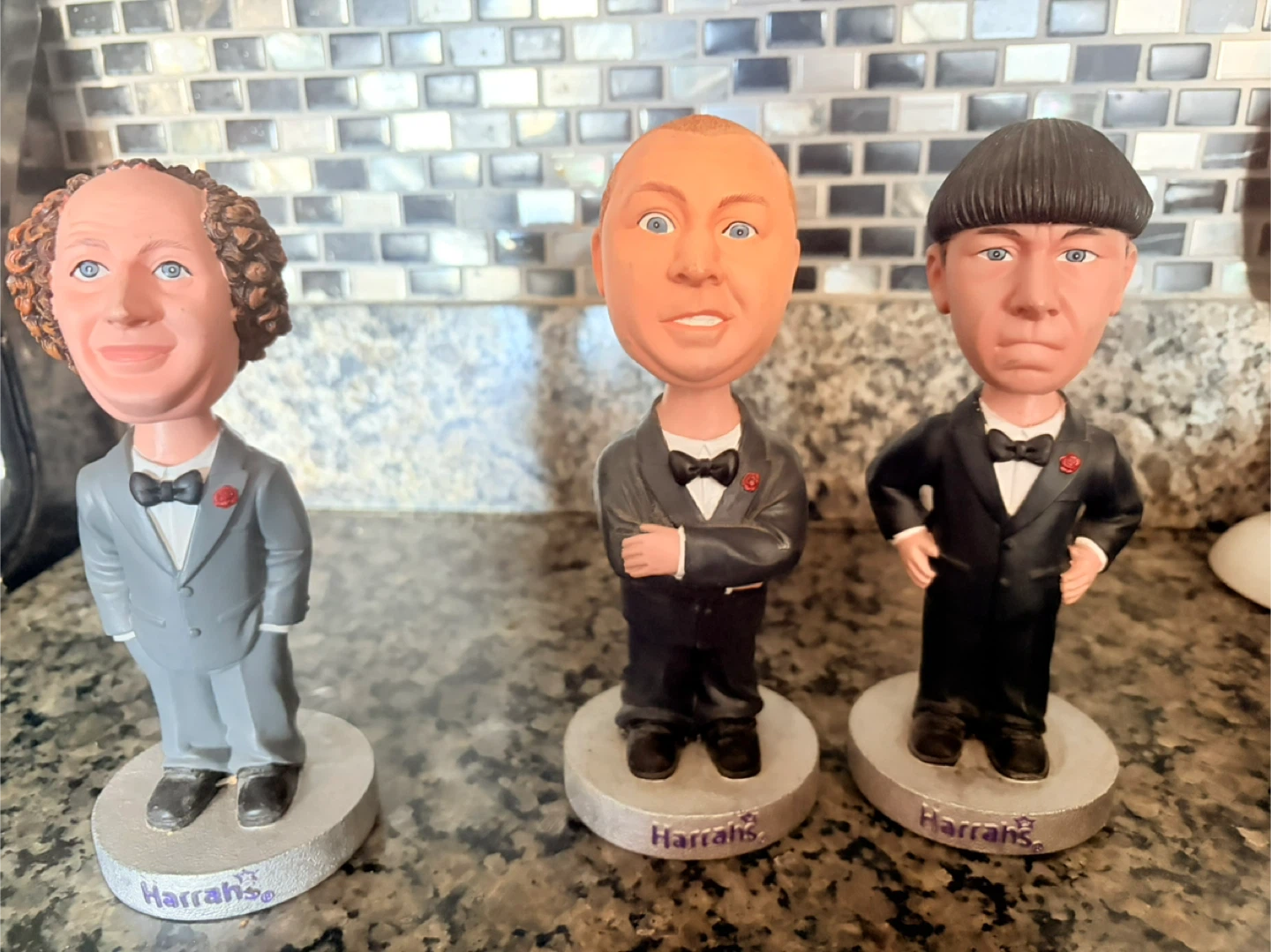 Set of 3 Collectors 3 Stooges Bobbleheads - photo 3
