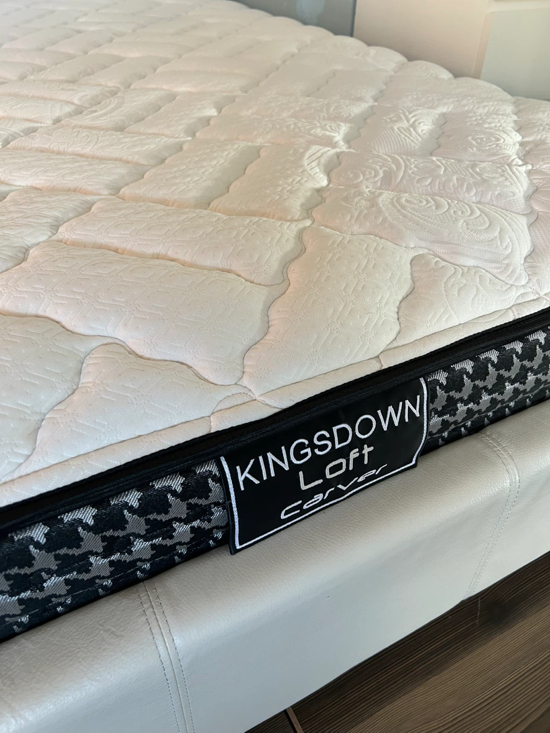 Kingsdown Loft Carver Mattress with bed frame - photo 3