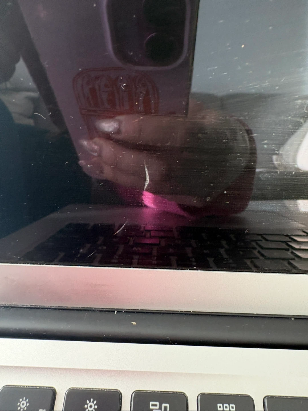 MacBook Air 2017 13” – 8GB RAM – Reset – Charger Included - photo 5