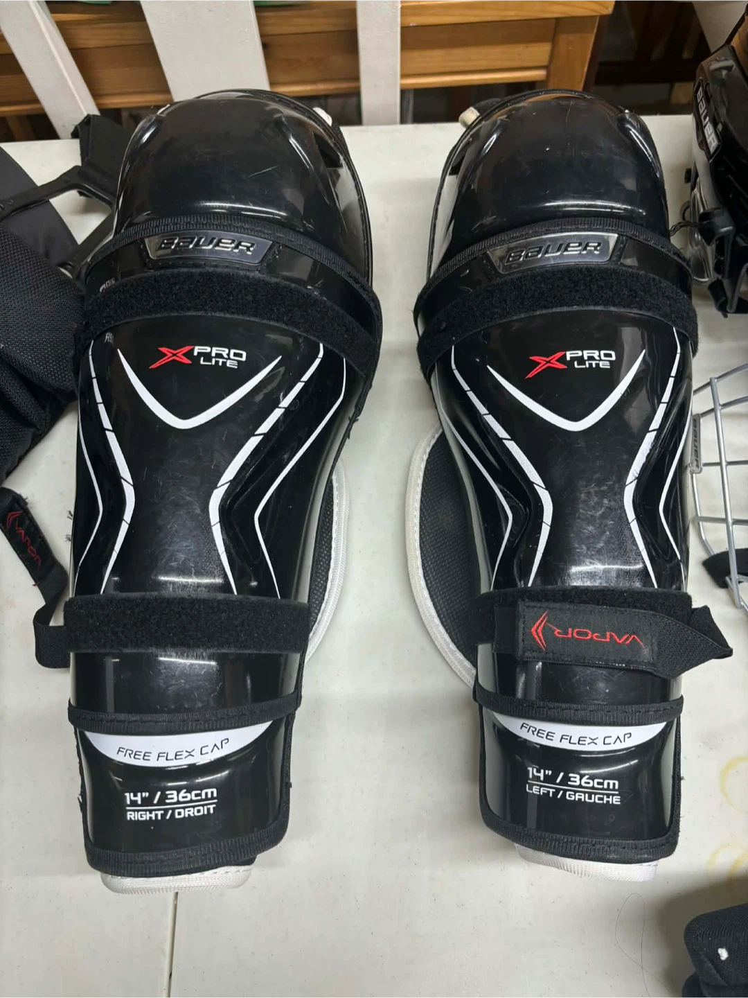 Bauer Hockey Gear Set - Skates, Pants, Gloves, Helmet, Pads - photo 3