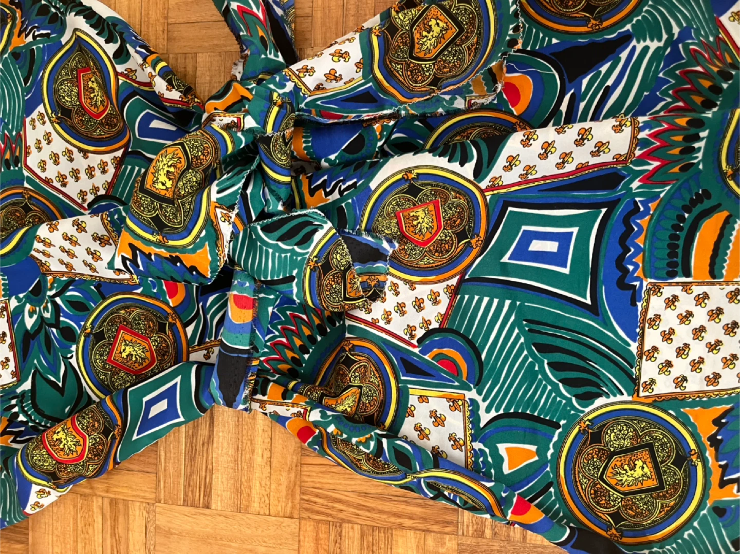 CUSTOM DESIGNED Vibrant Patterned  dresswith Tie Detail - photo 2