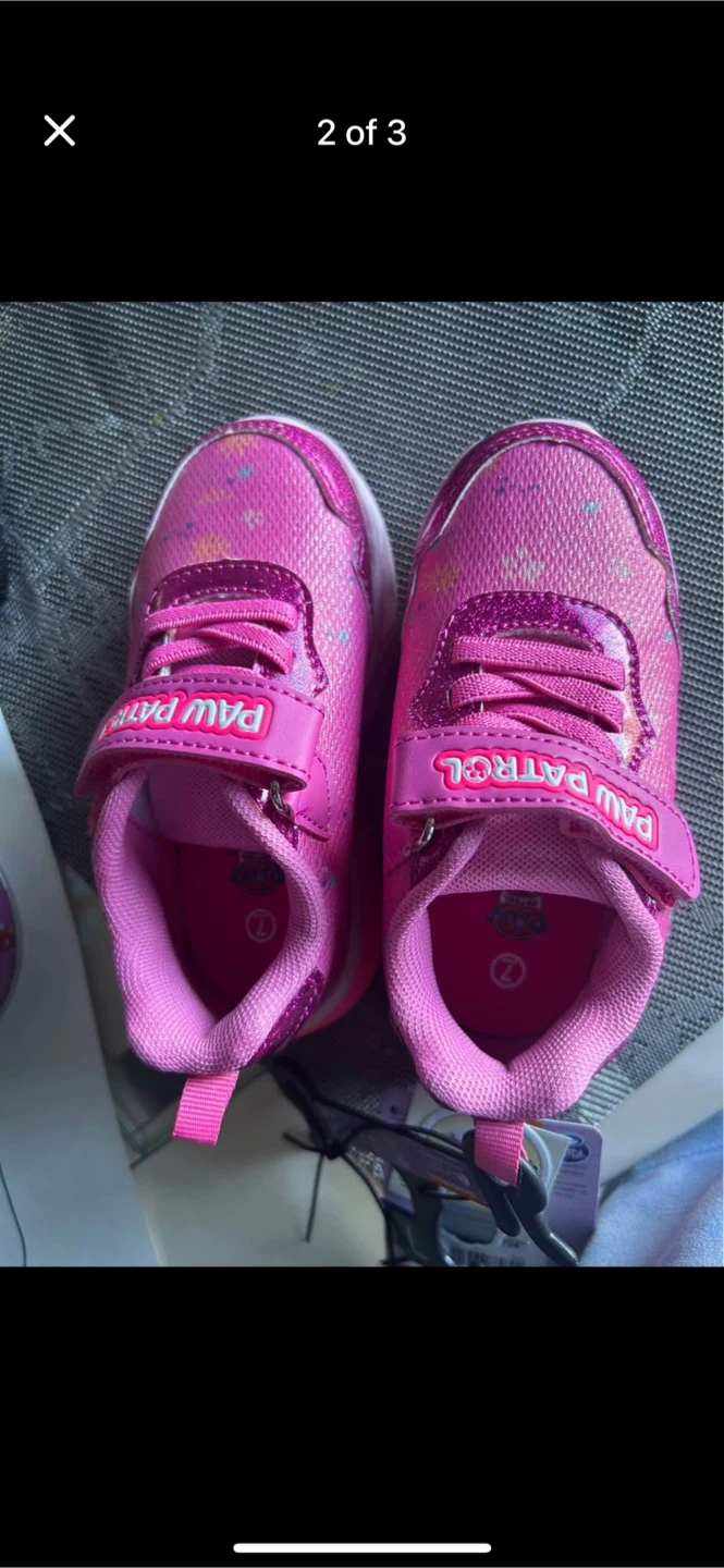 Pink Paw Patrol Light-Up Shoes Size 7 - photo 2