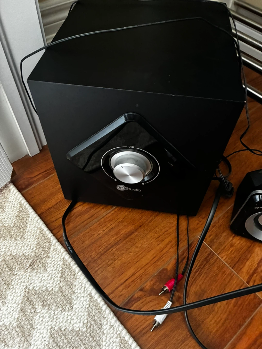 inStudio 2.1 Speaker System - Black - photo 4