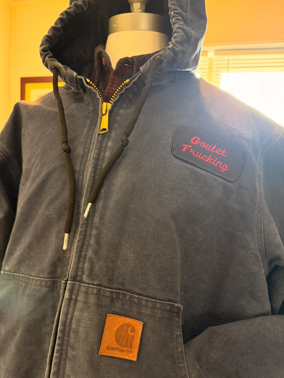 Carhartt Men's Dark Wash blue Jacket size large - photo 2