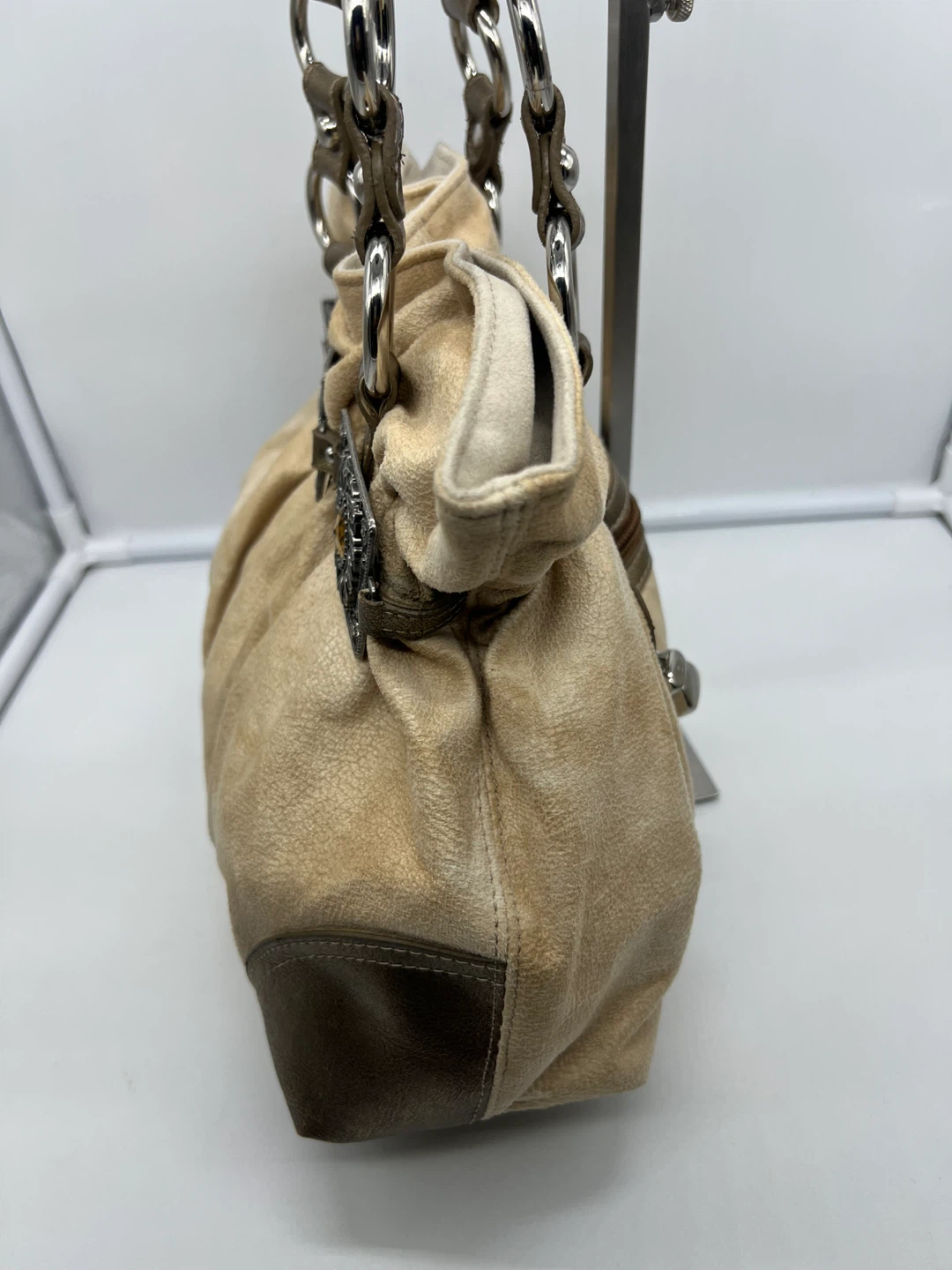 KATHY VAN ZEELAND Y2K Beige Metallic Accents Shoulder Bag - photo 3
