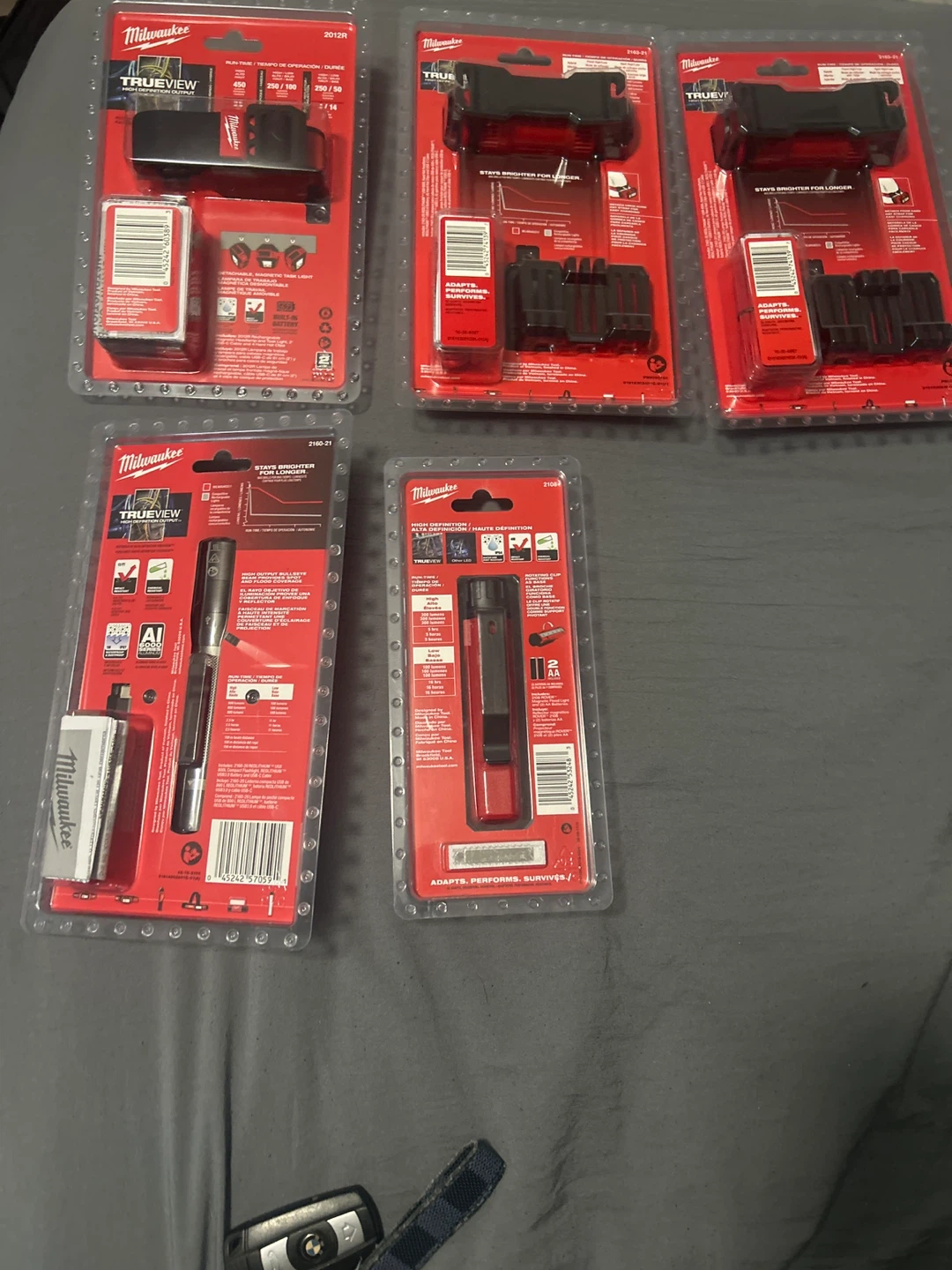Milwaukee Rechargeable LED Work Lights Lot - photo 2