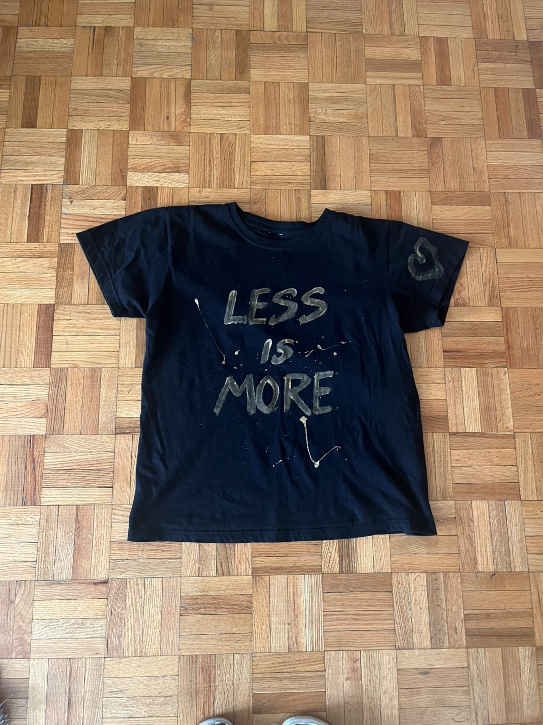 Black T-Shirt "Less Is More" custom design gold paint - photo 3