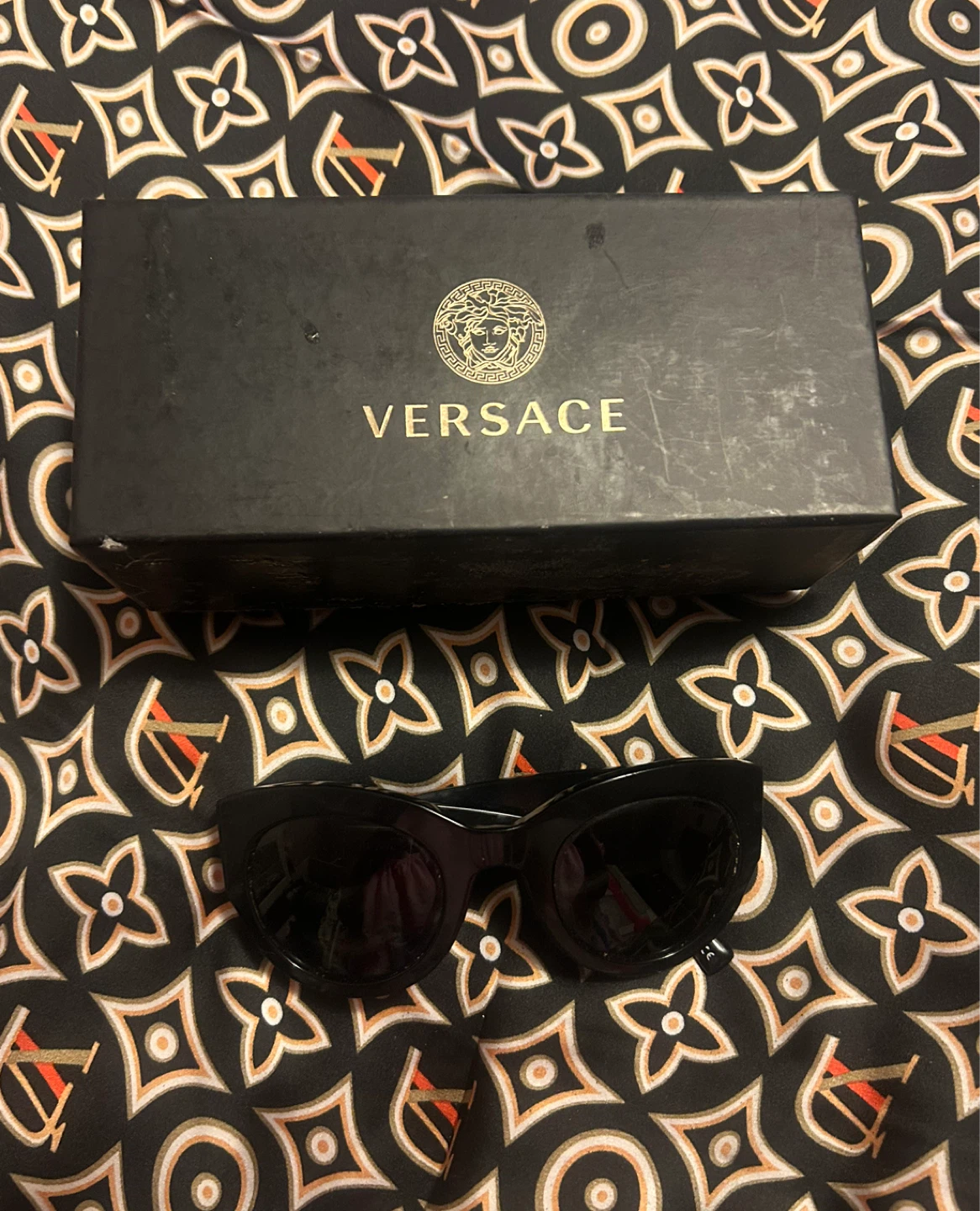 VERSACE TRIBUTE BLACK SUNGLASSES