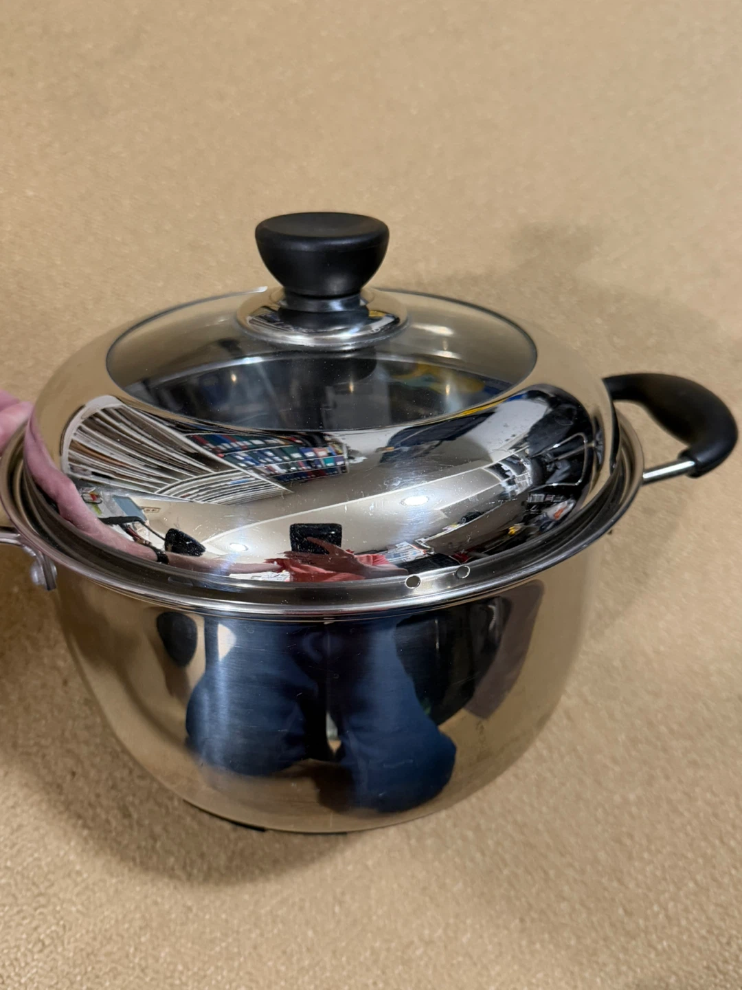 Free 4.5 qt Stainless Steel Pot with Lid