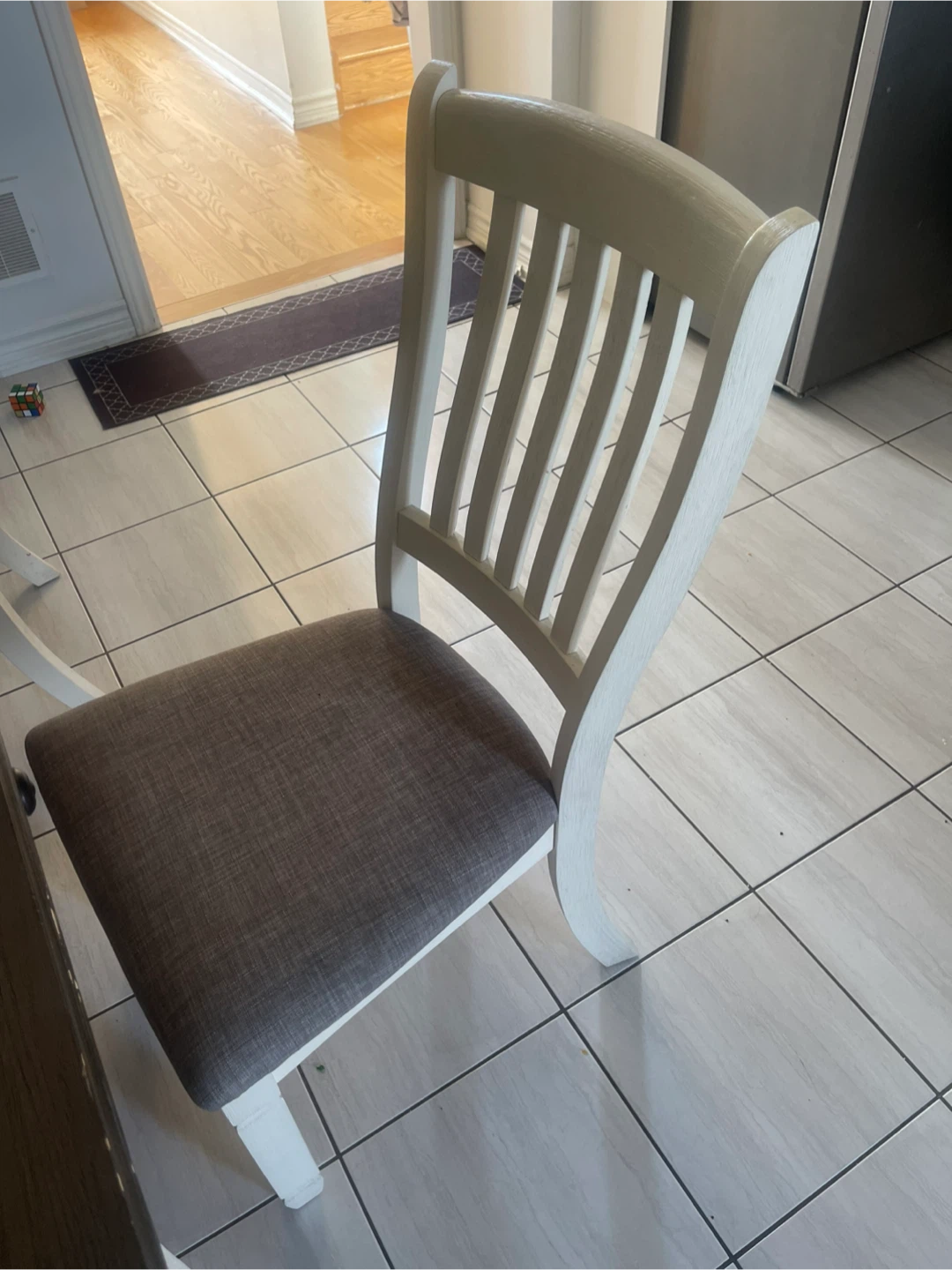 Dining Table with 4 Chairs - photo 4