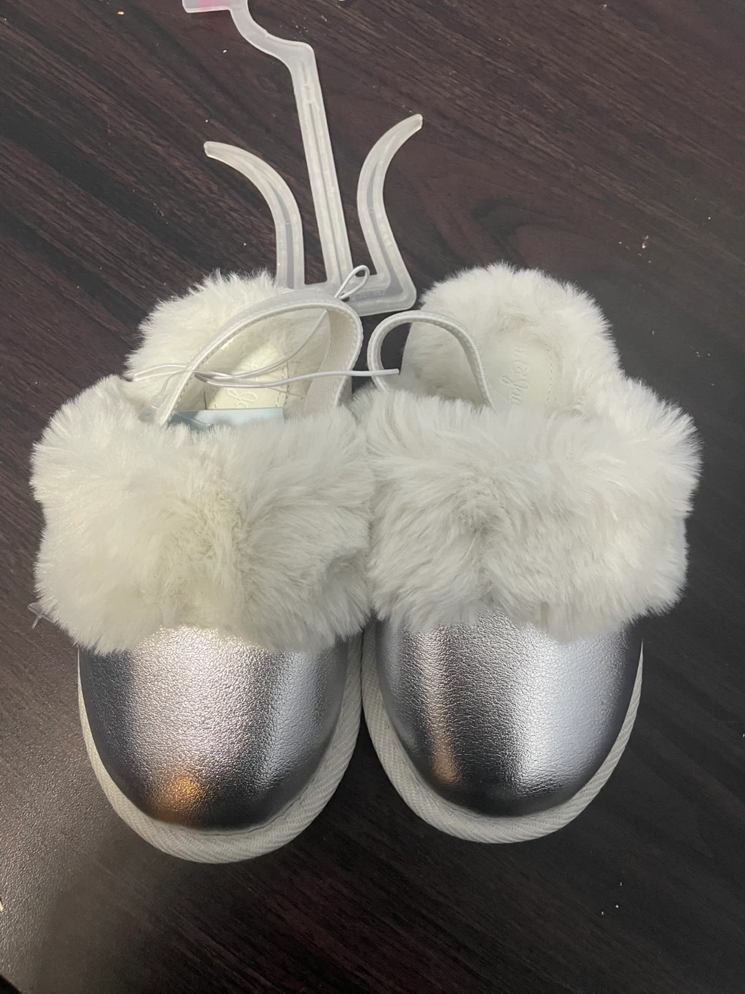 Cat & Jack Silver Faux Fur Slippers - Toddler Size 7/8