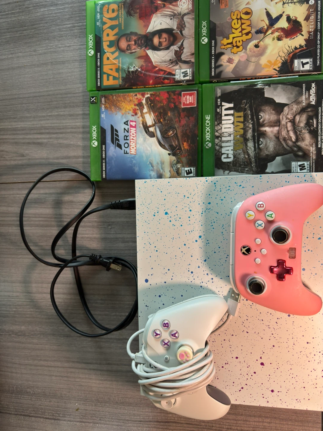 1TB Xbox One X Hyperspace with 2 Controllers